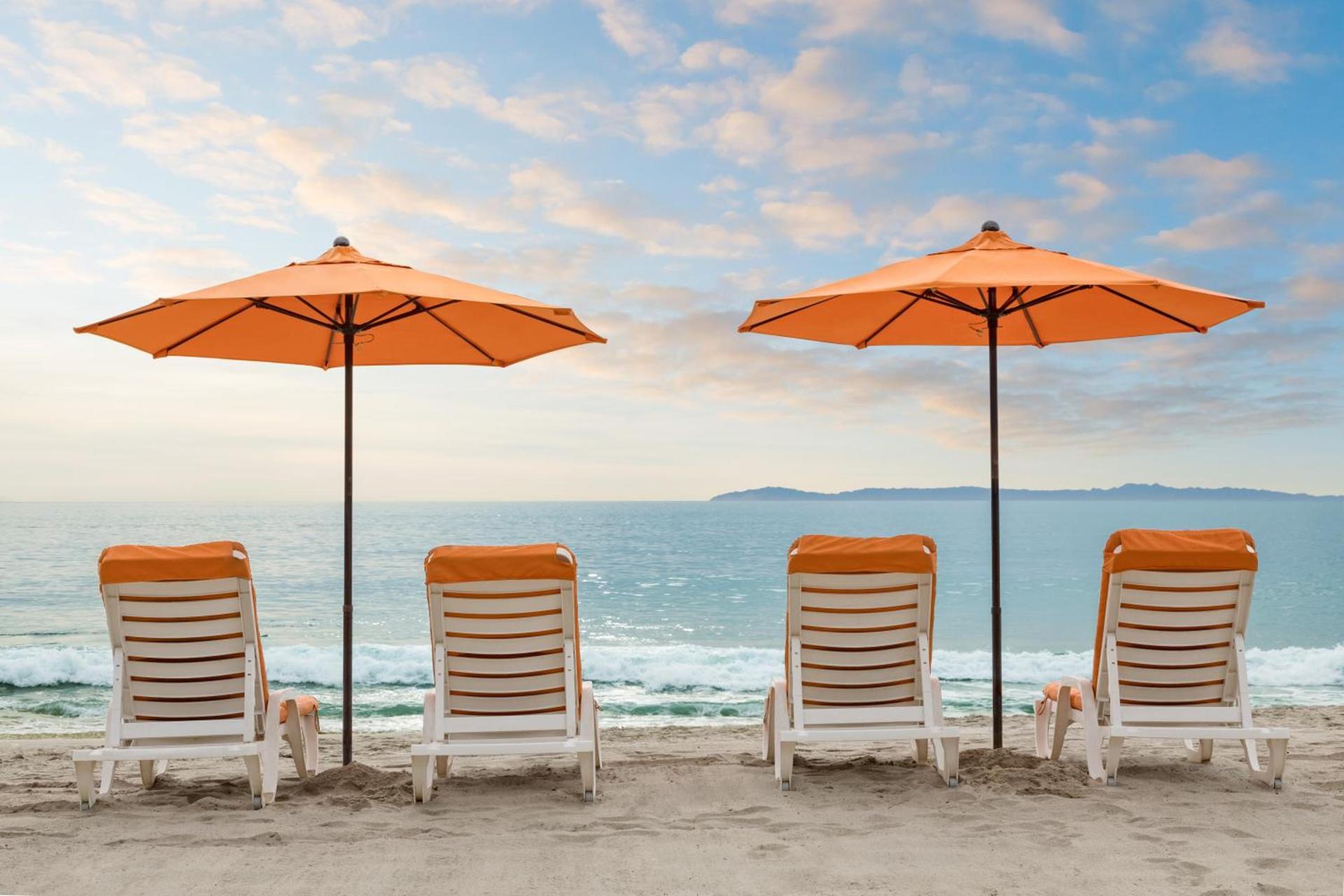 Pacific Edge Hotel photo 30