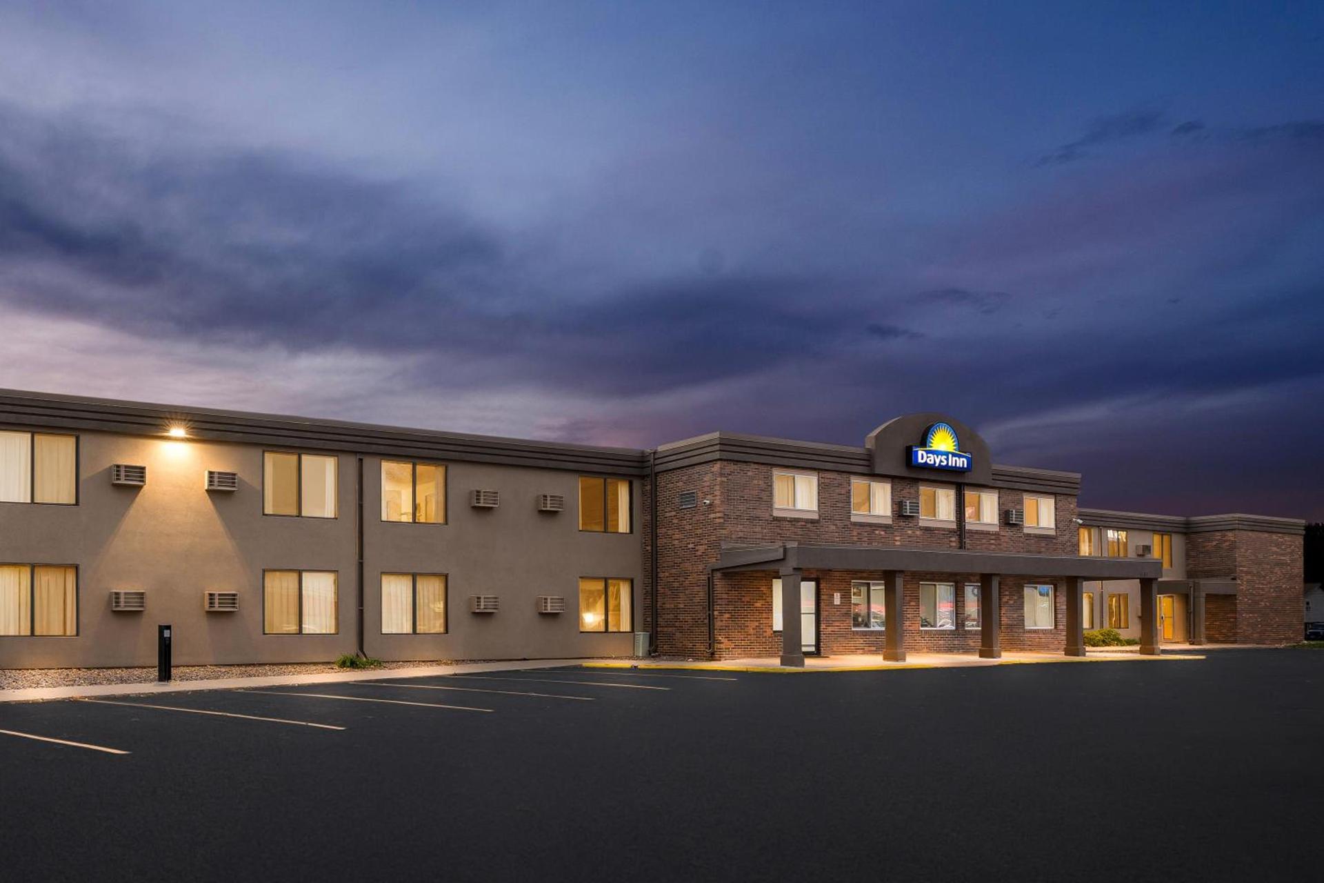 Days Inn by Wyndham Sioux Falls photo 67