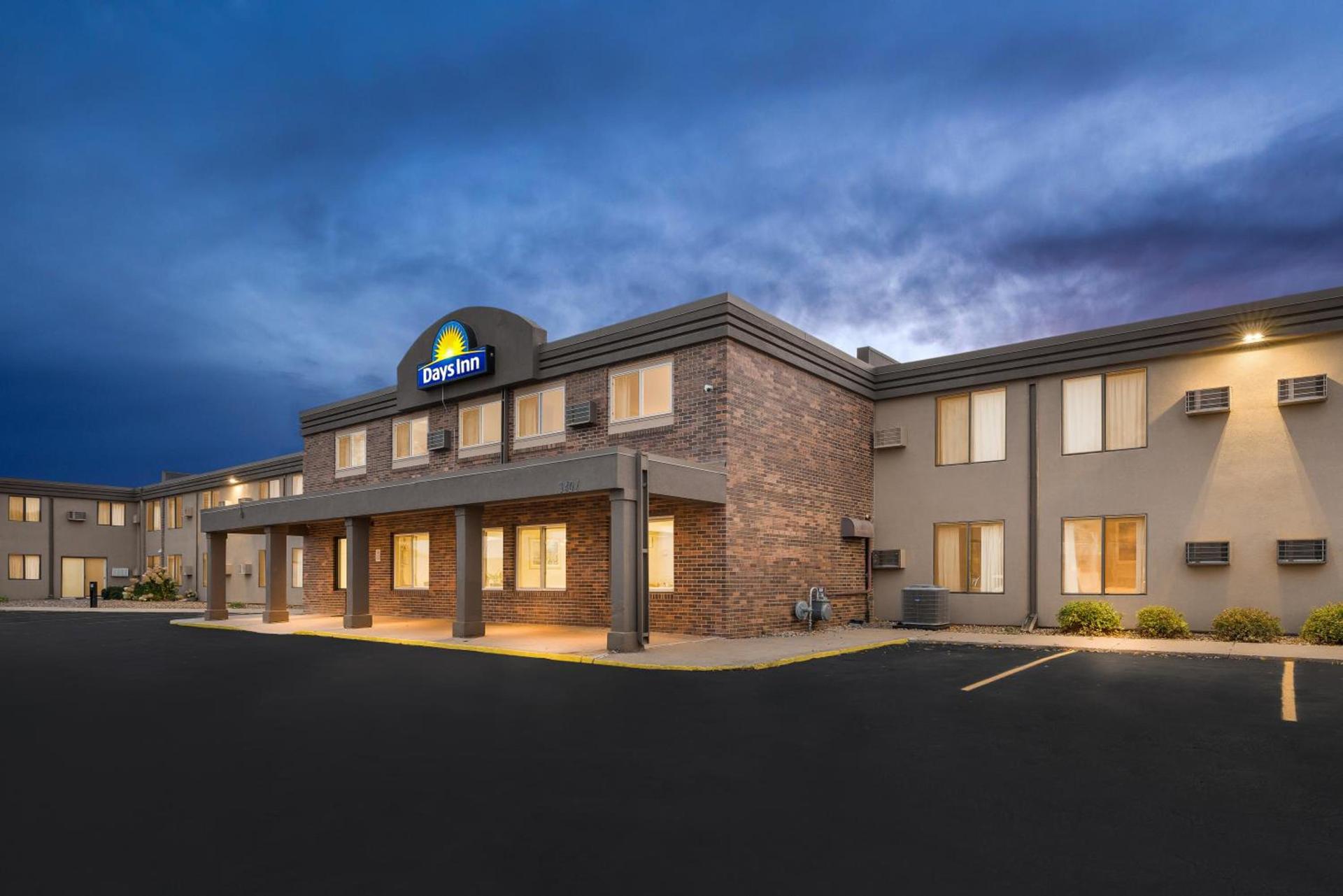 Days Inn by Wyndham Sioux Falls photo 36