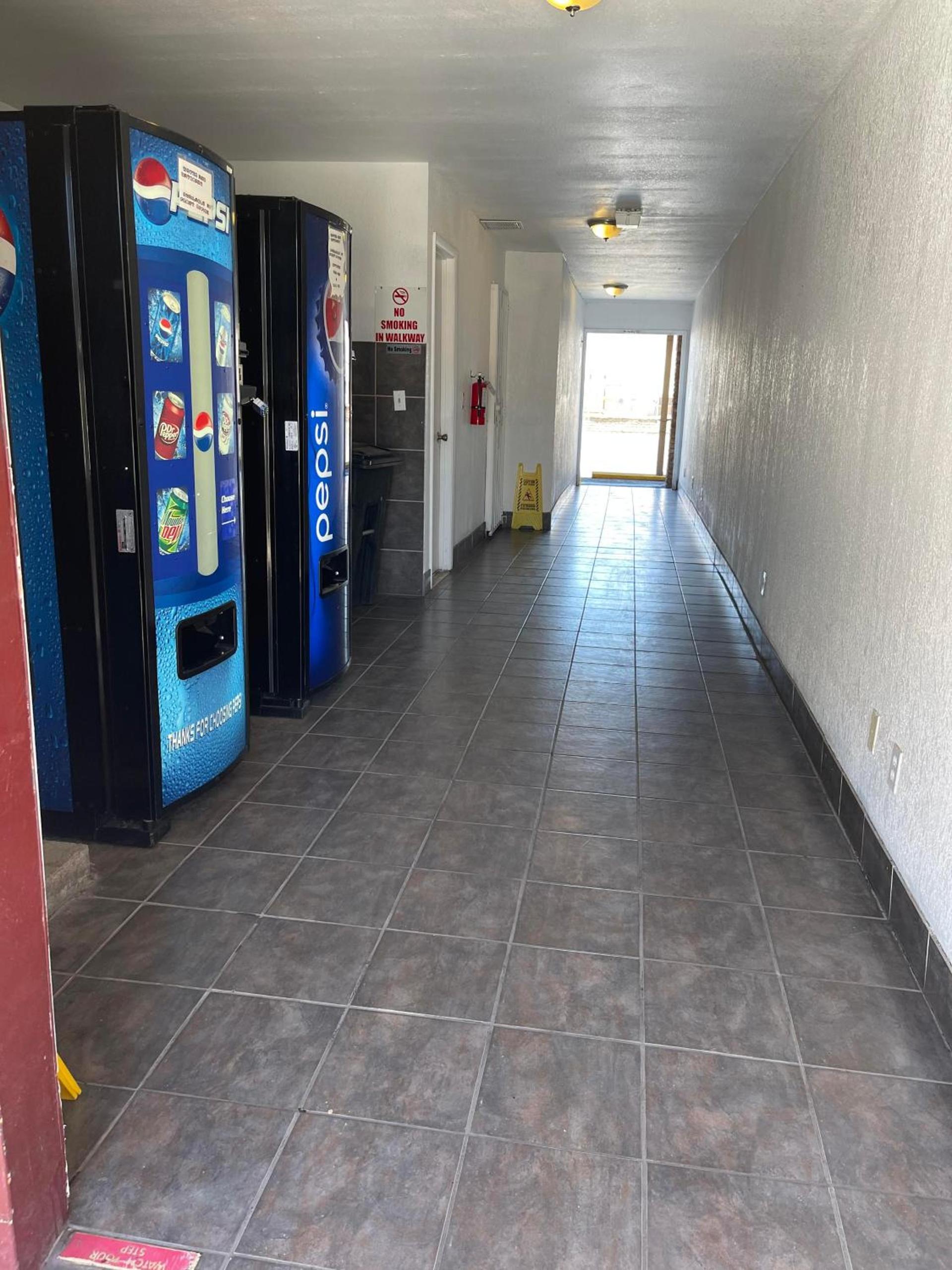 Windsor Inn Lake Havasu City photo 43