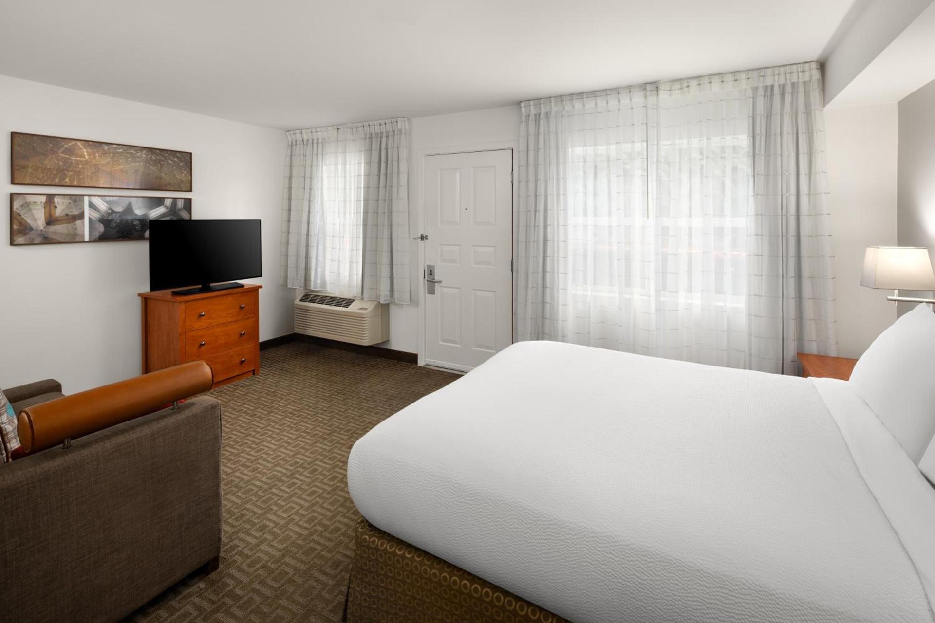 TownePlace Suites by Marriott Seattle Southcenter photo 4