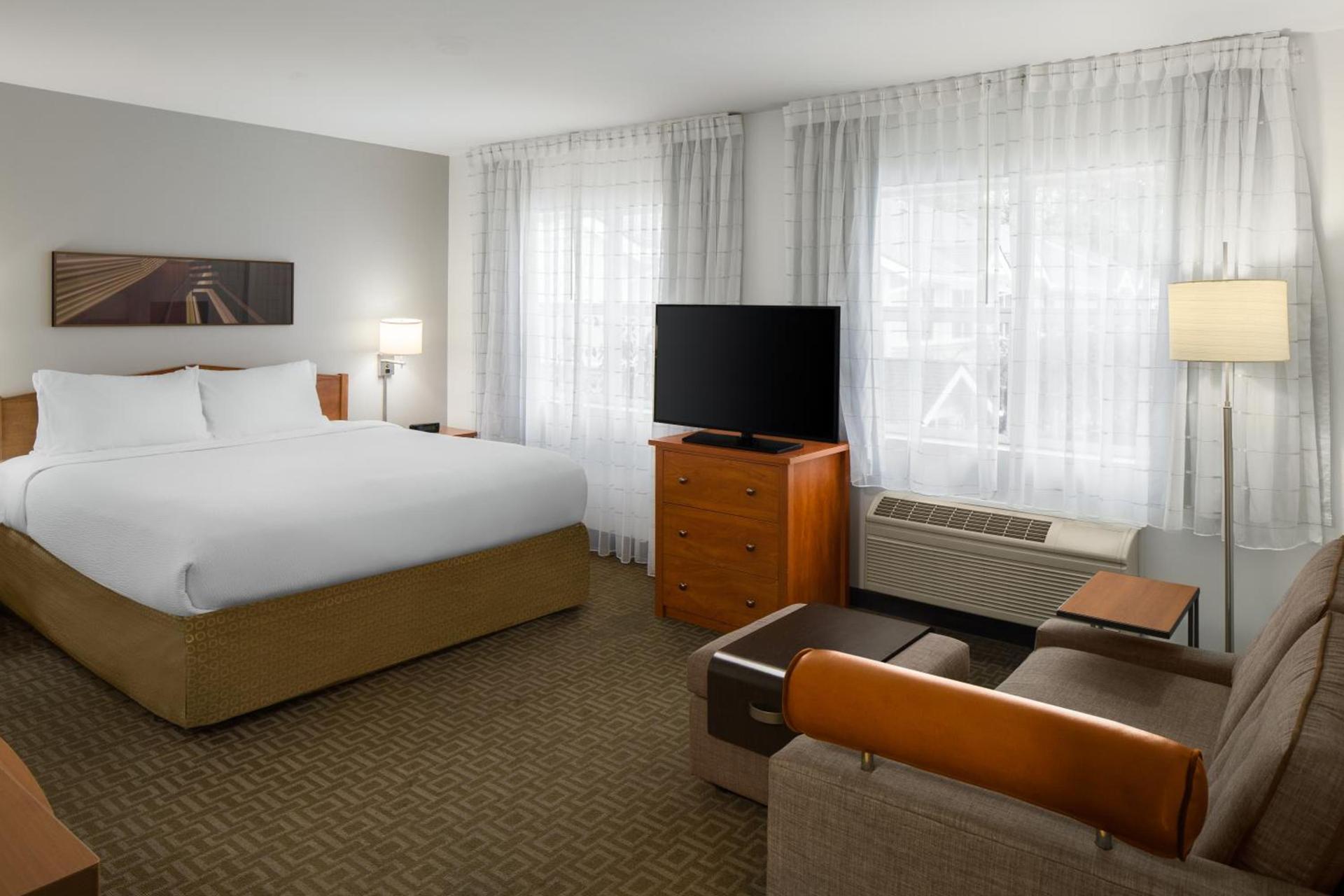 TownePlace Suites by Marriott Seattle Southcenter photo 2