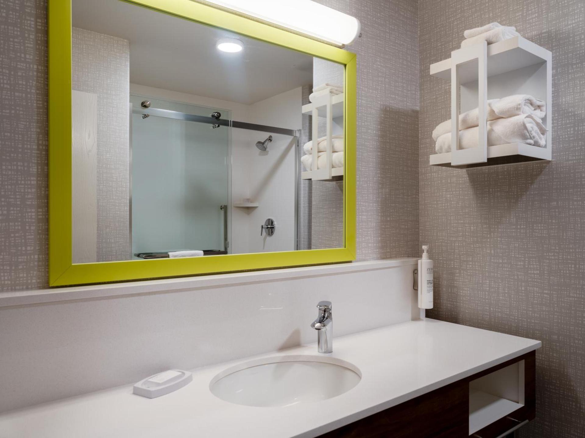 Hampton Inn & Suites Boise-Meridian photo 12