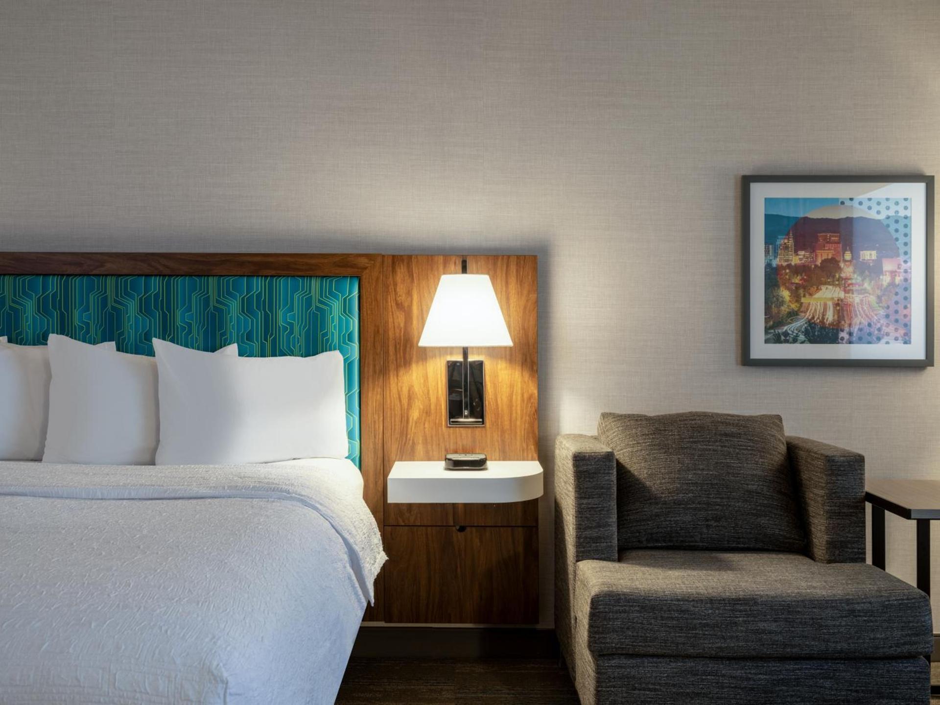 Hampton Inn & Suites Boise-Meridian photo 13