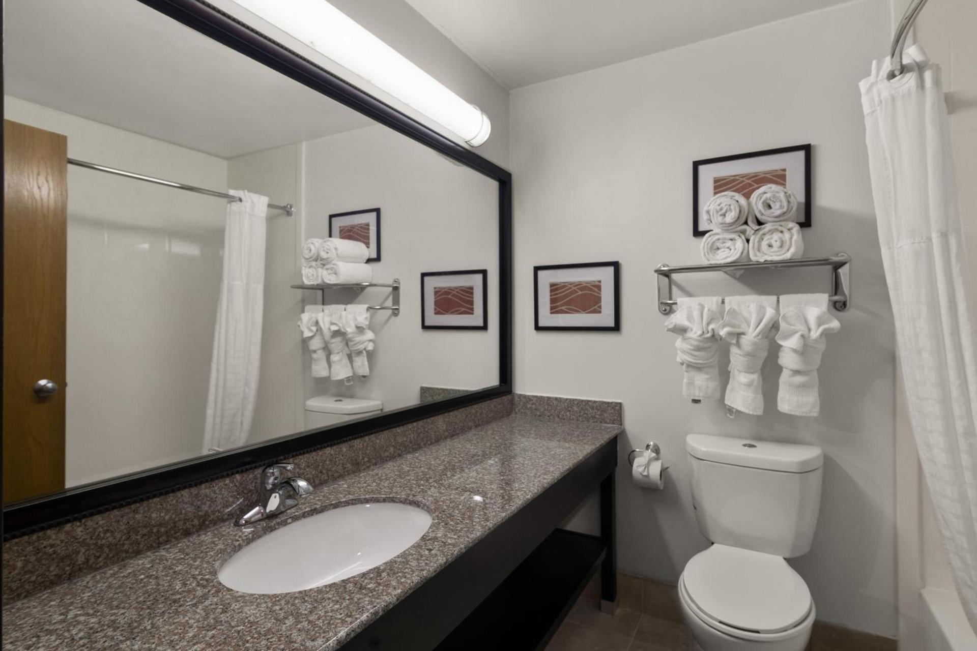 Comfort Inn & Suites Austin North Loop photo 27