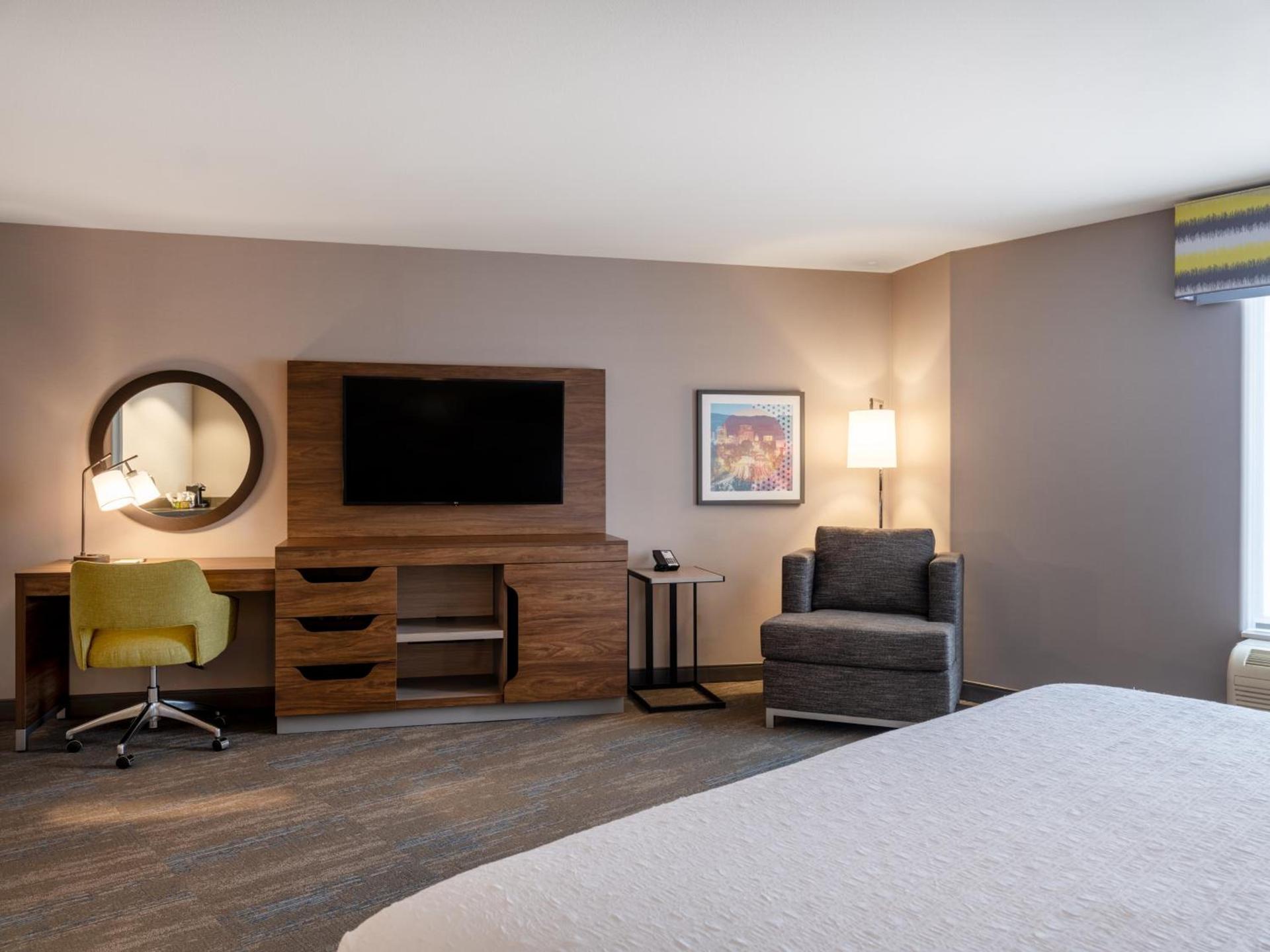 Hampton Inn & Suites Boise-Meridian photo 24