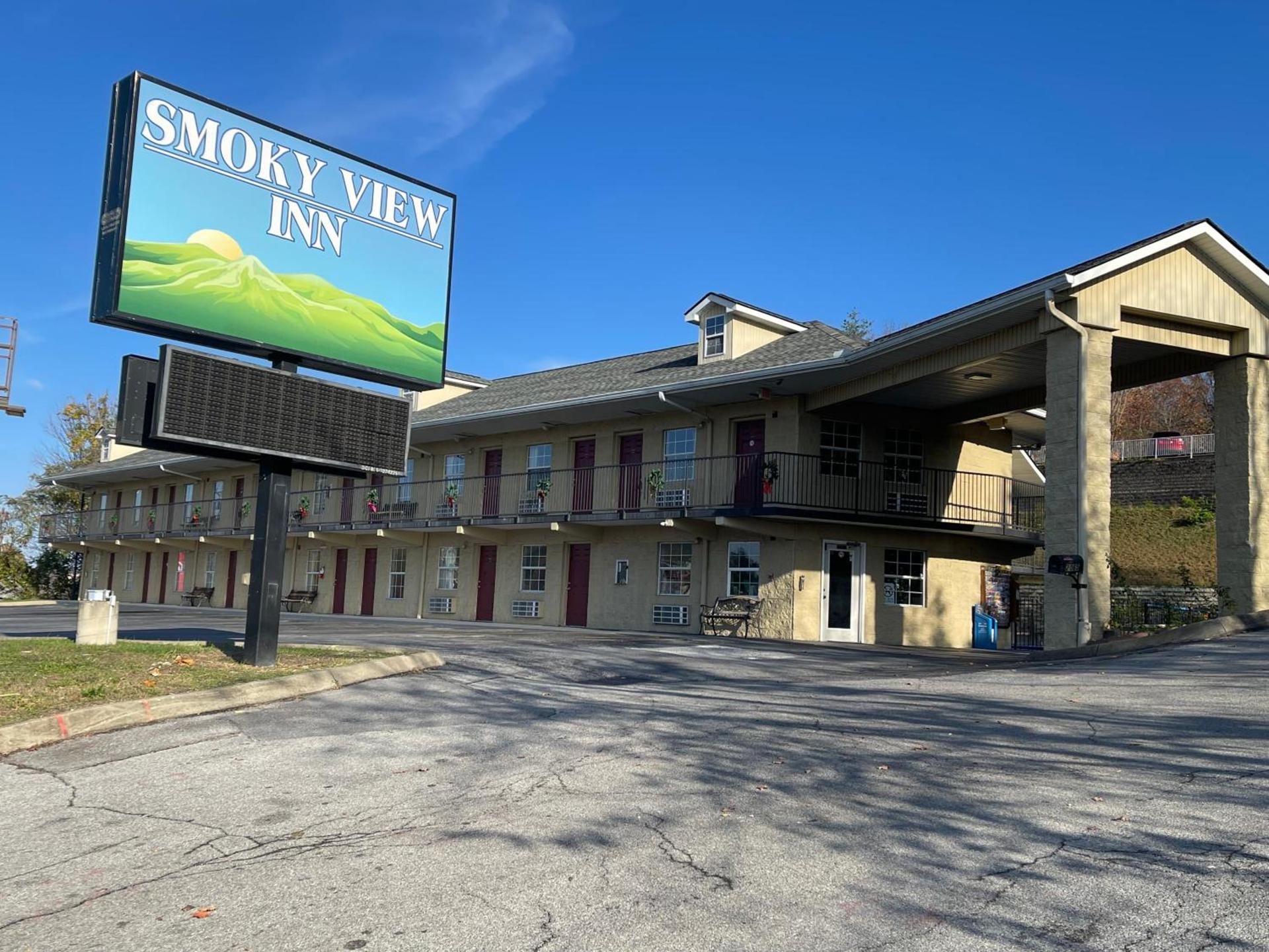 Smoky View Inn photo 1