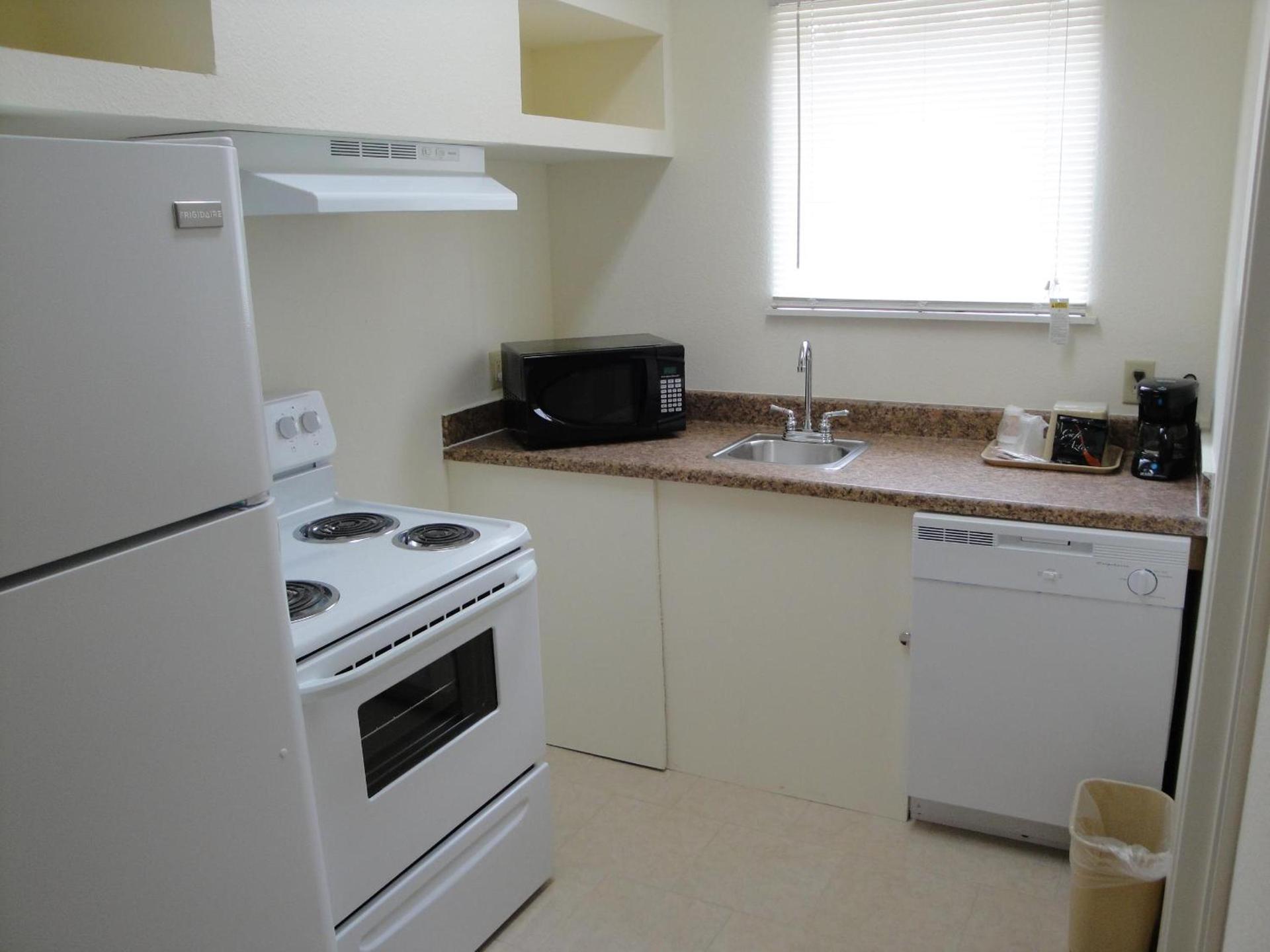 Sands Inn & Suites photo 48