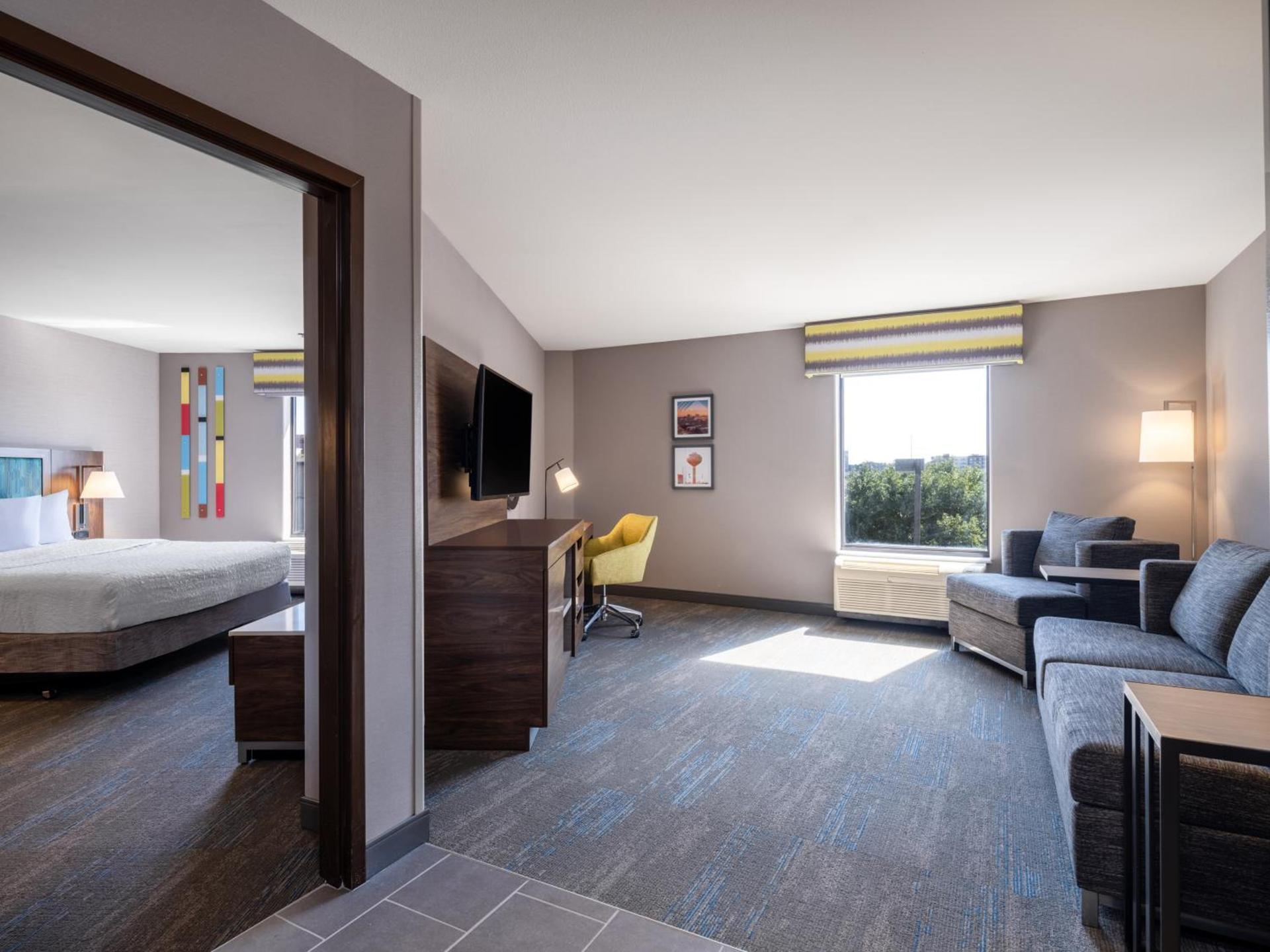 Hampton Inn & Suites Boise-Meridian photo 40