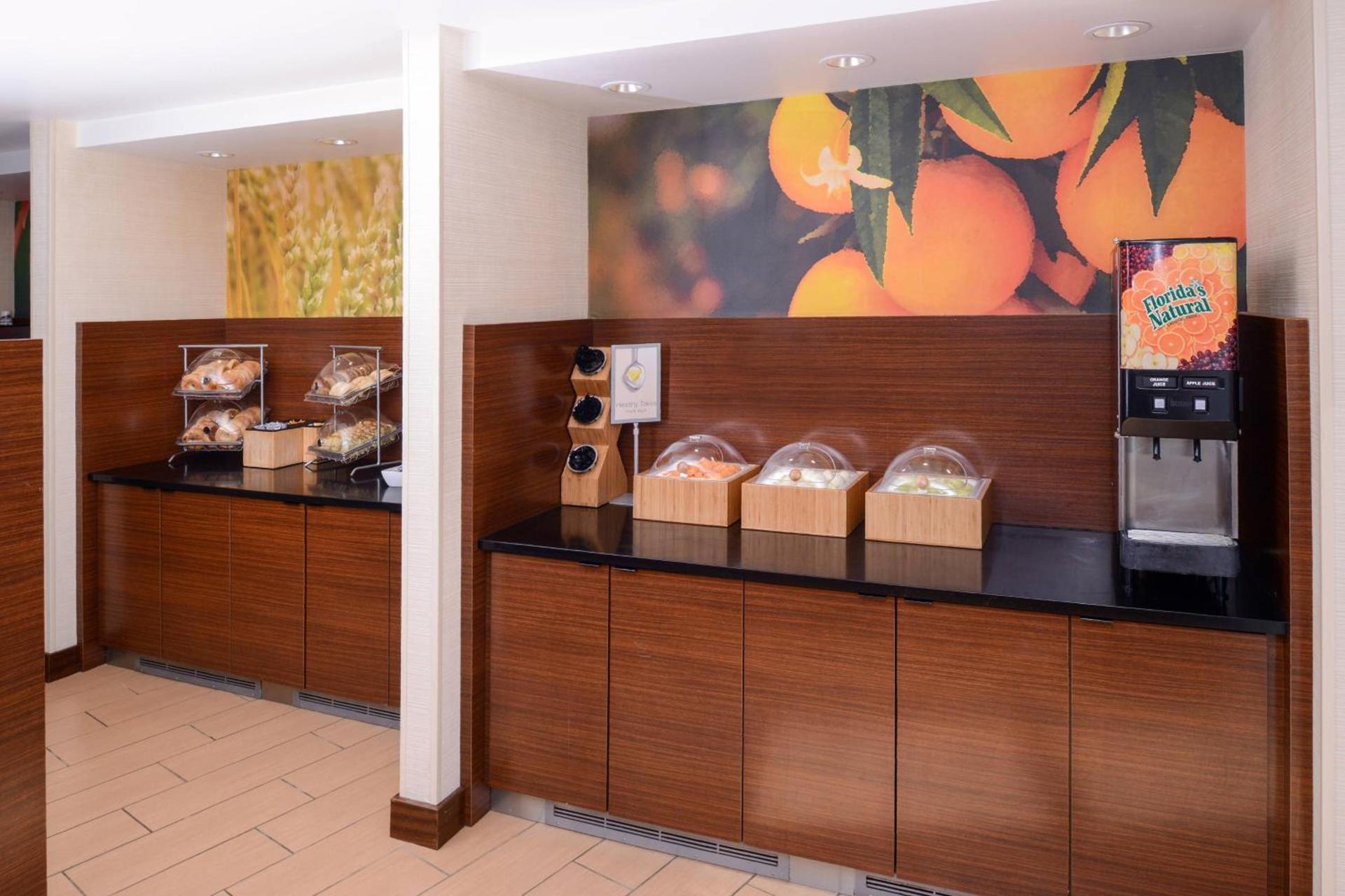 Fairfield Inn and Suites by Marriott Rochester West/Greece photo 40