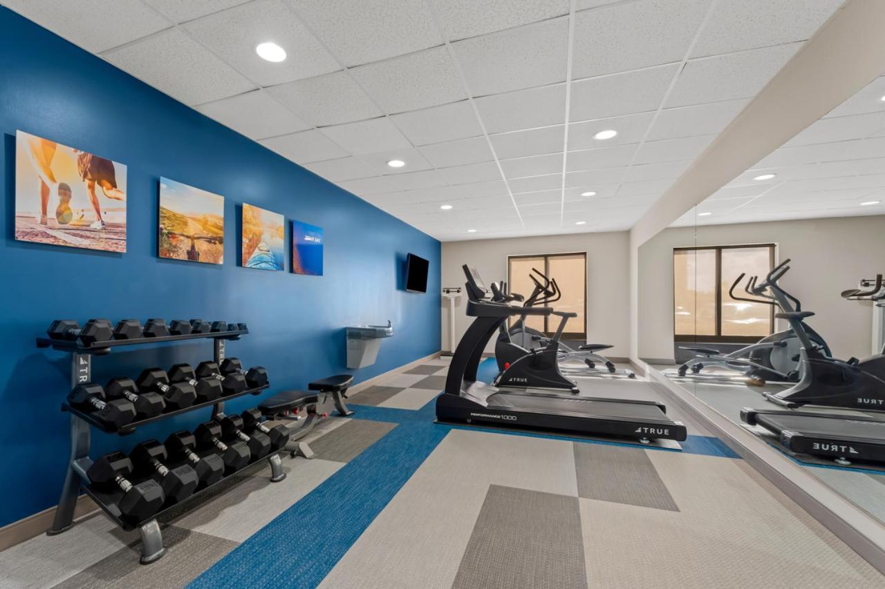 Comfort Suites Augusta Riverwatch photo 56
