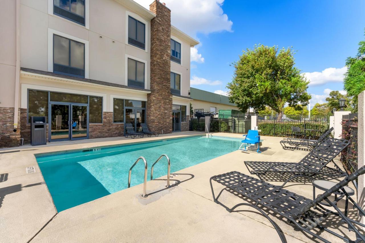 Comfort Suites Augusta Riverwatch photo 75