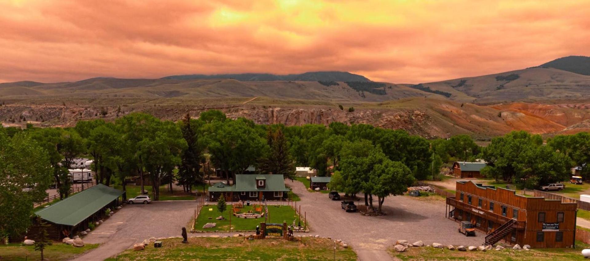 Chinook Winds Lodge photo 16