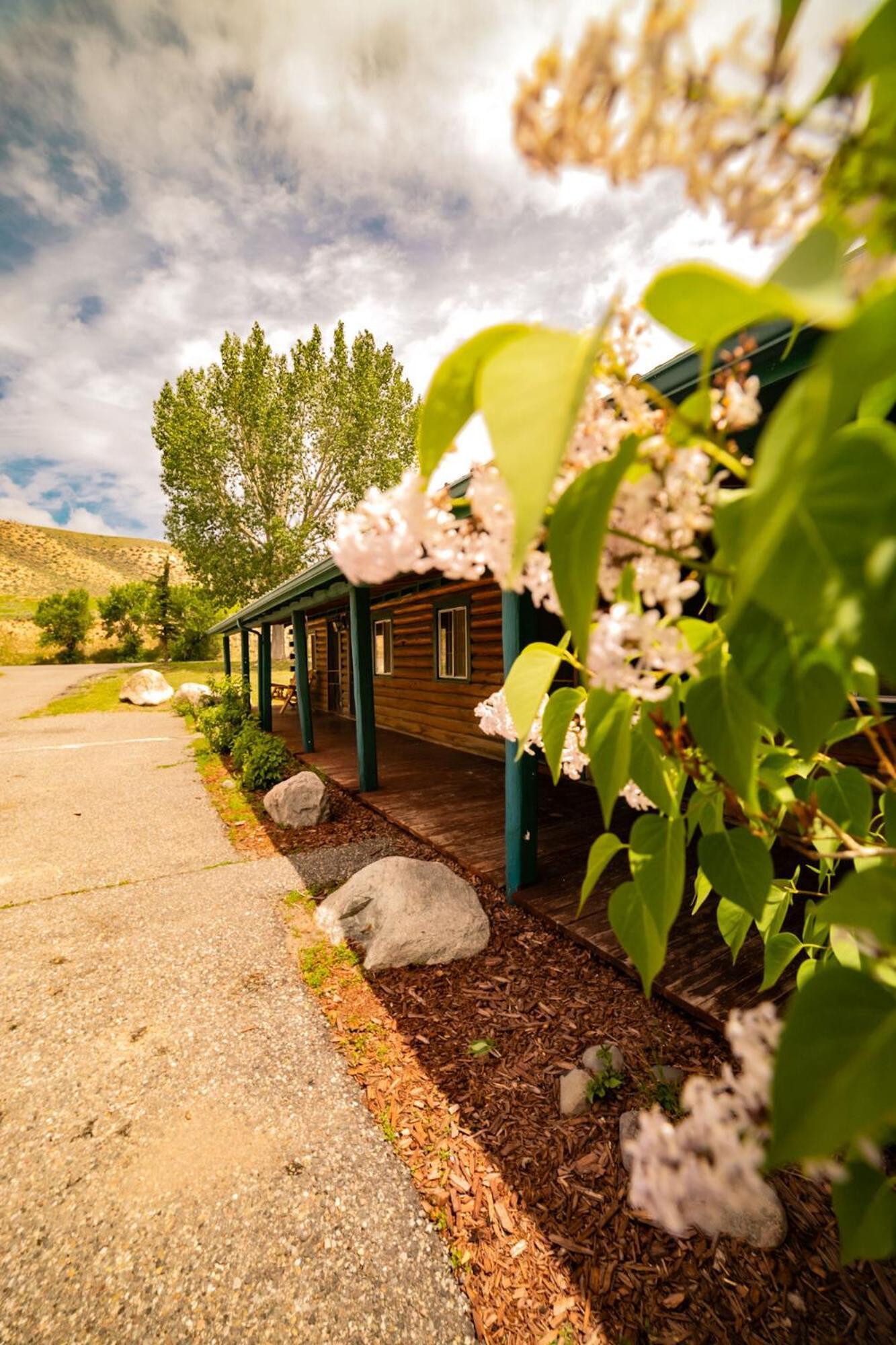 Chinook Winds Lodge photo 10