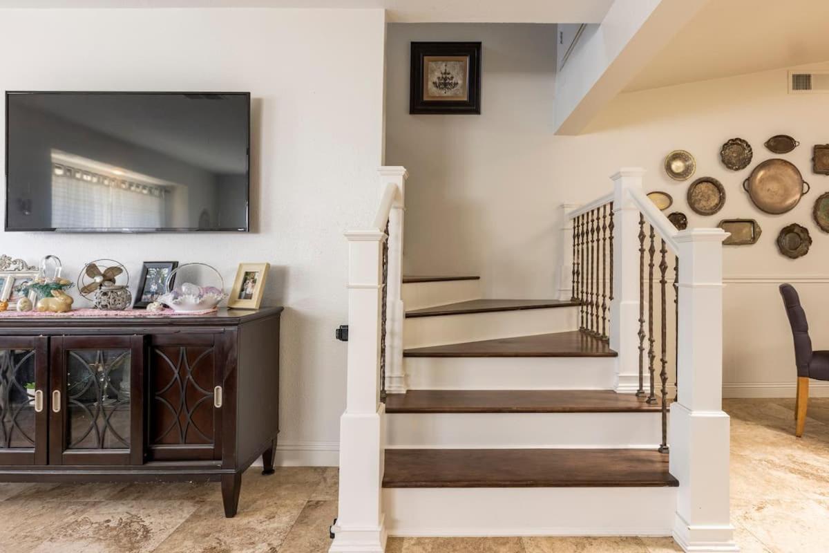Contemporary Country Charm Suite photo 2
