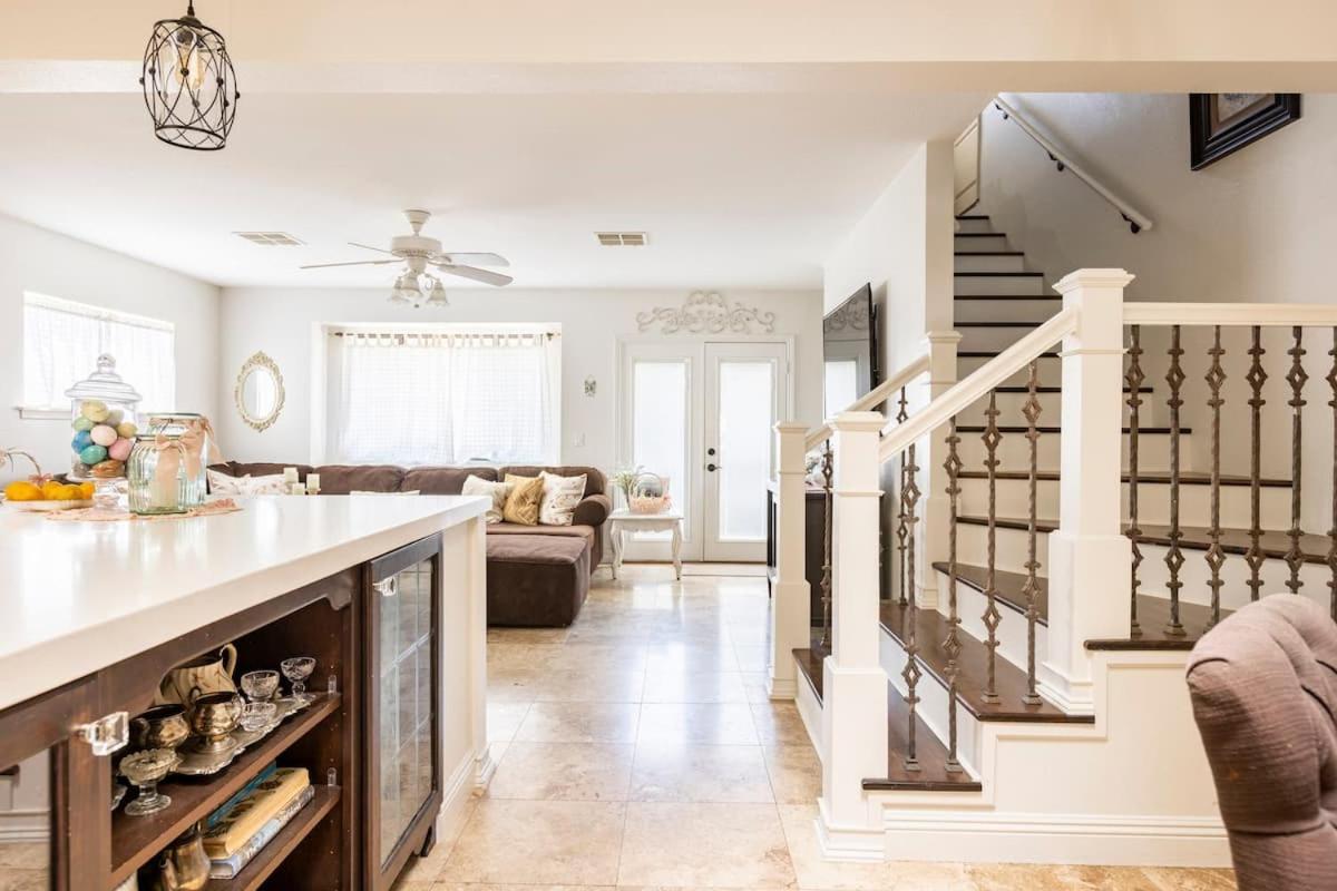 Contemporary Country Charm Suite photo 9