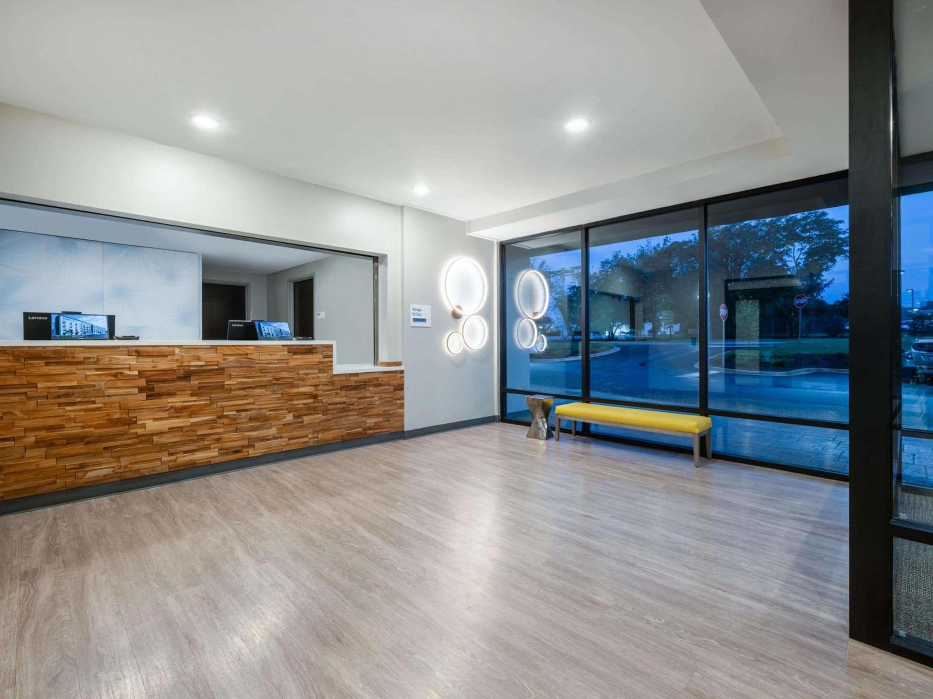 ECHO Suites Extended Stay by Wyndham Nashville/ Gallatin photo 10