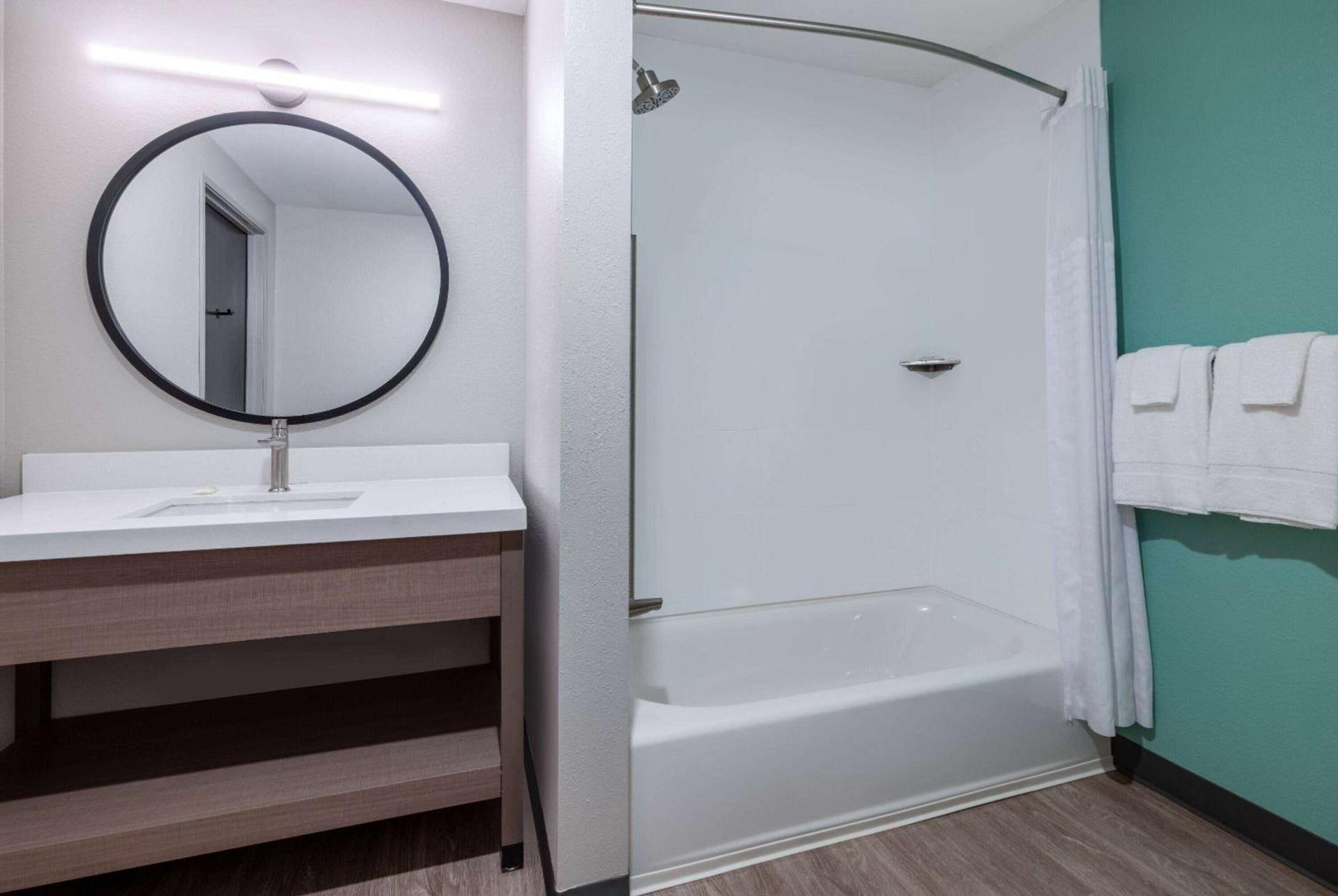 ECHO Suites Extended Stay by Wyndham Nashville/ Gallatin photo 11