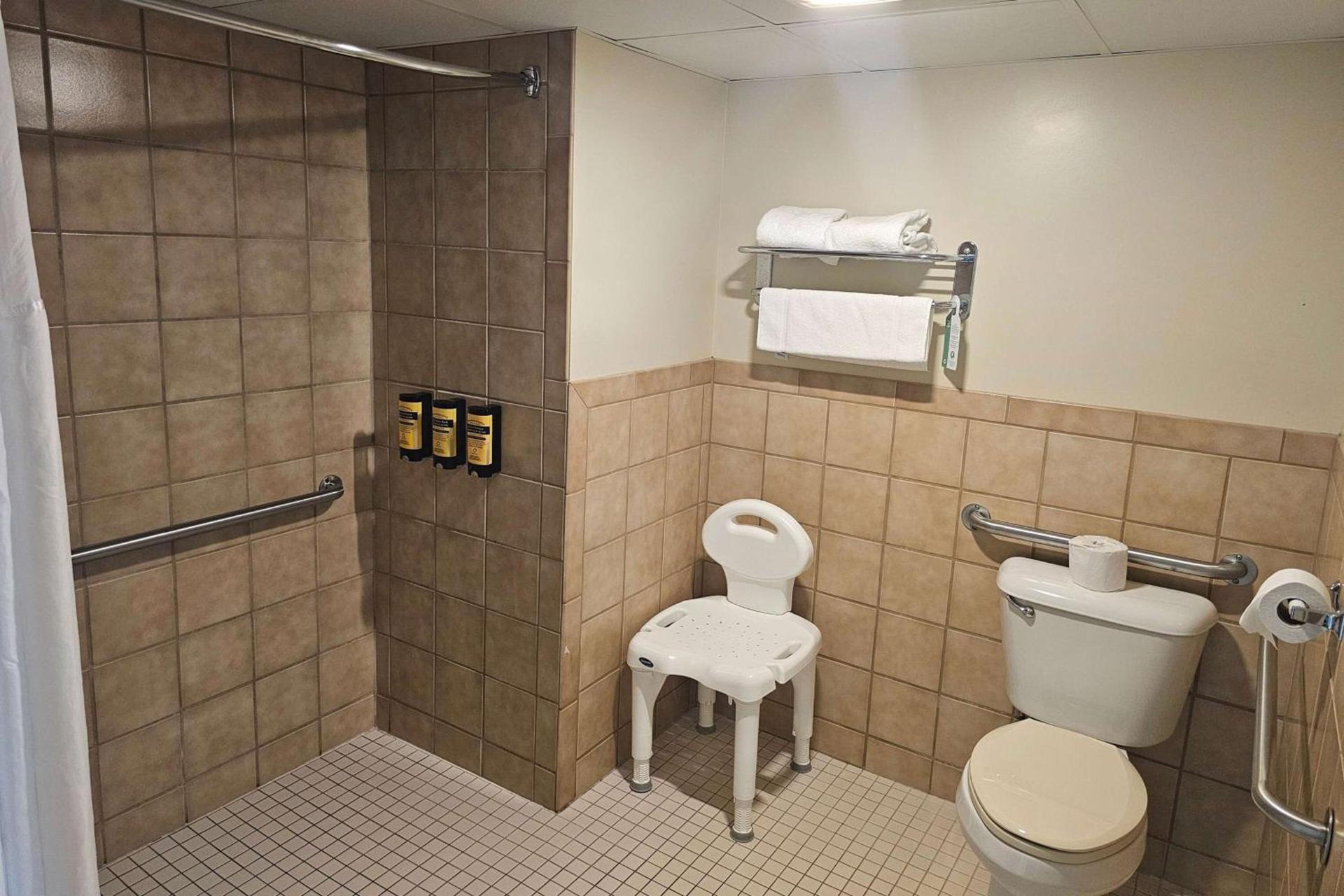 Americinn by Wyndham Birch Run - Frankenmuth photo 14