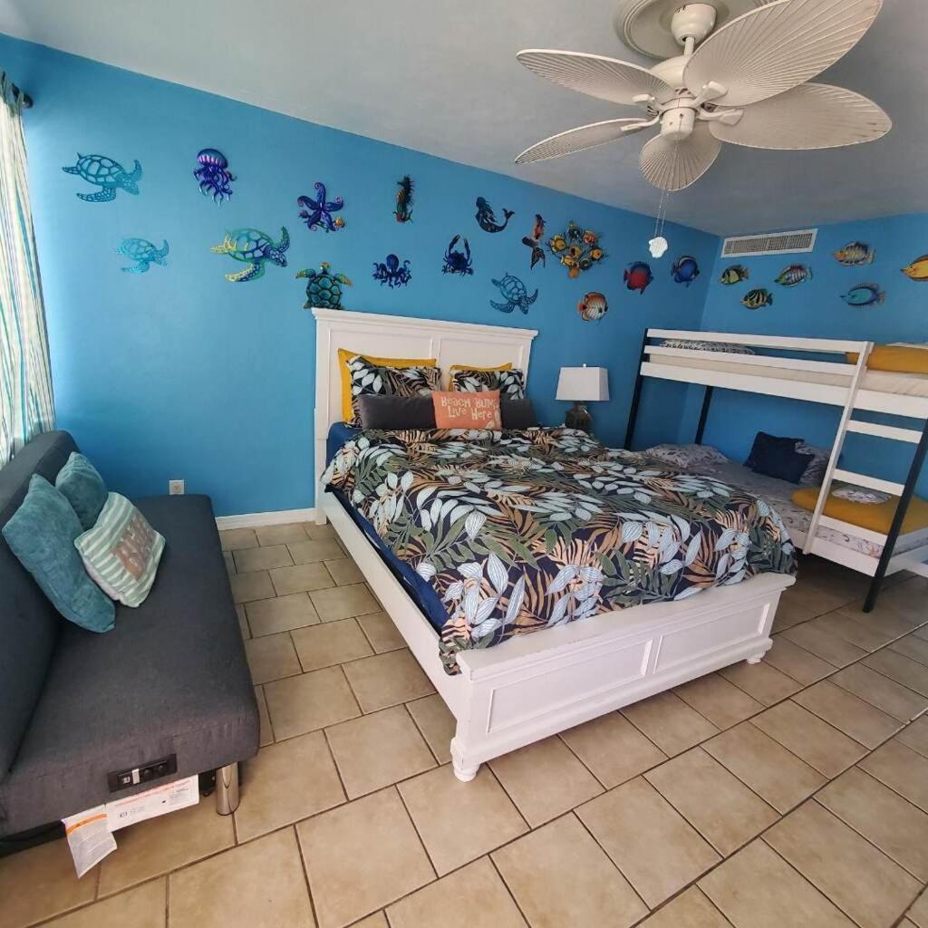 Daytona Inn Beach Studio photo 43