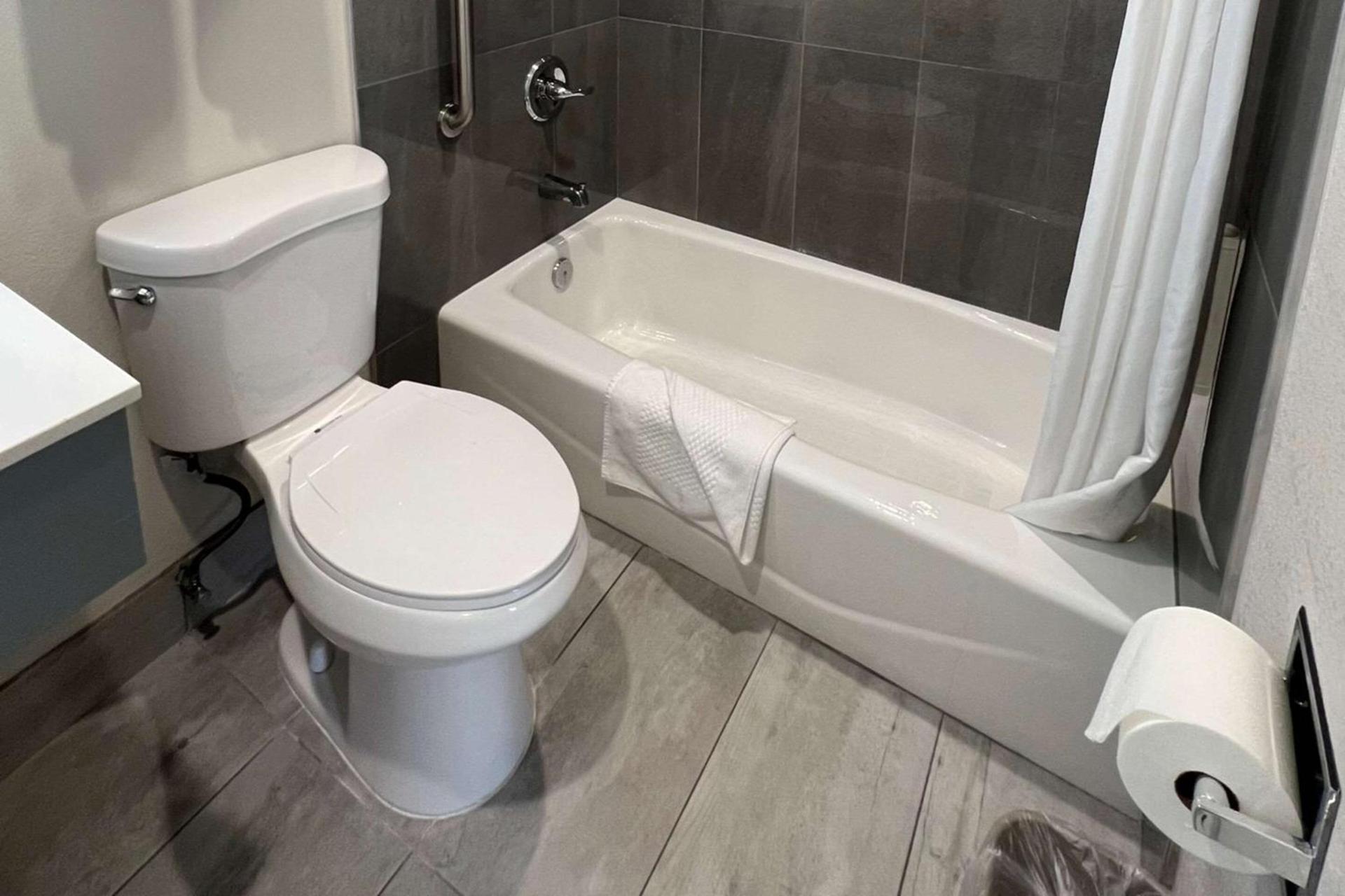 Quality Inn Tracy I-205 photo 39