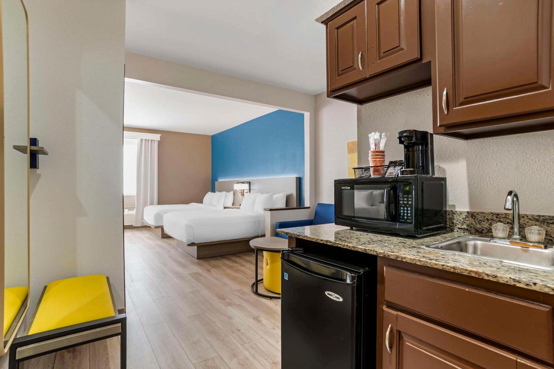 Comfort Suites Hattiesburg near University photo 10