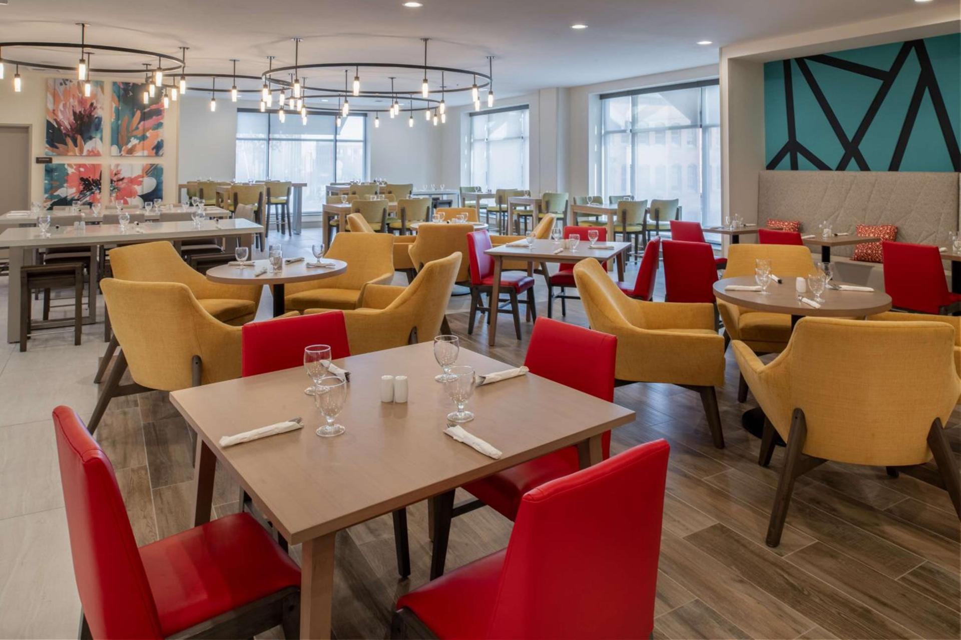 Hilton Garden Inn Tacoma Downtown photo 9