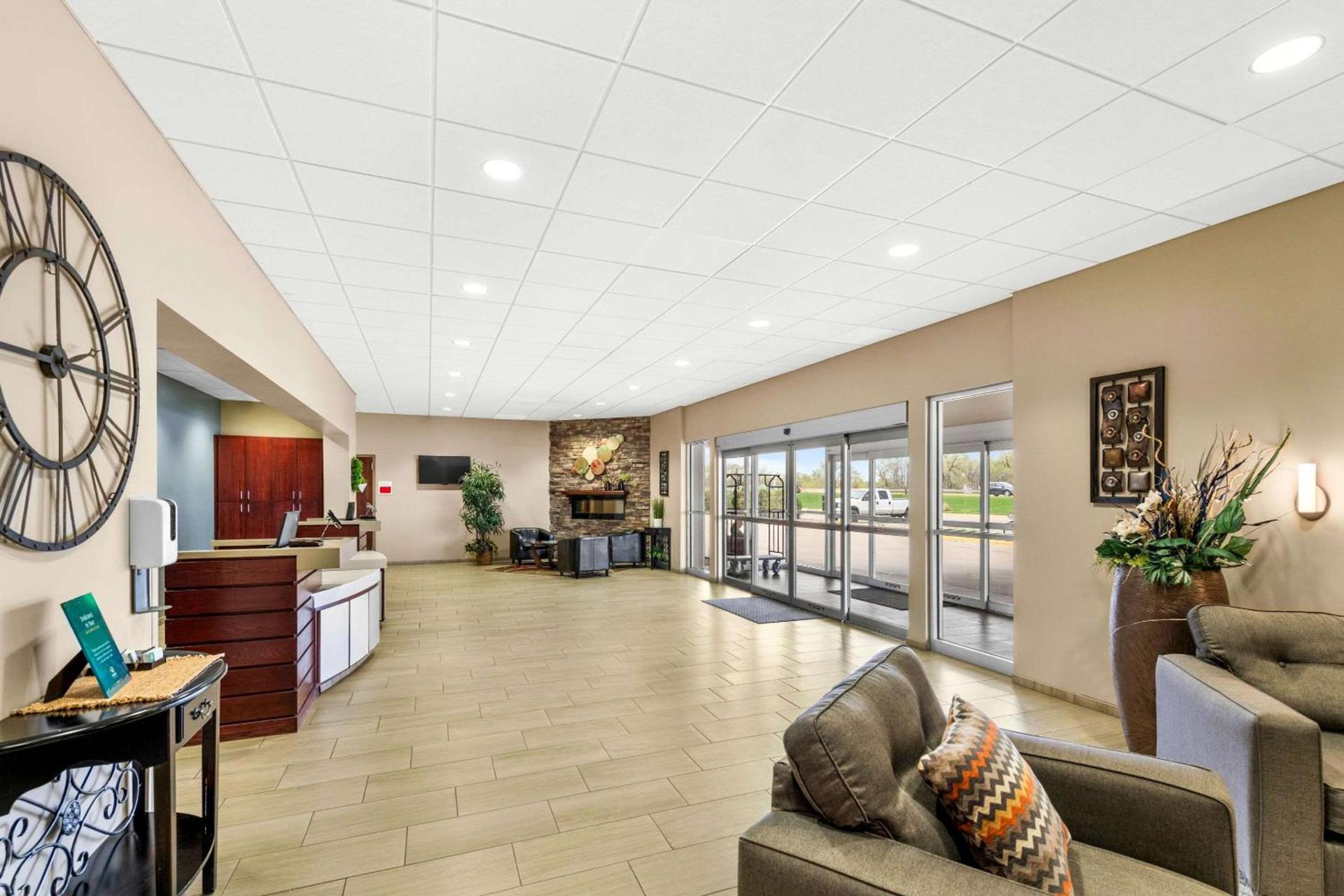 Quality Inn & Suites Columbus photo 5