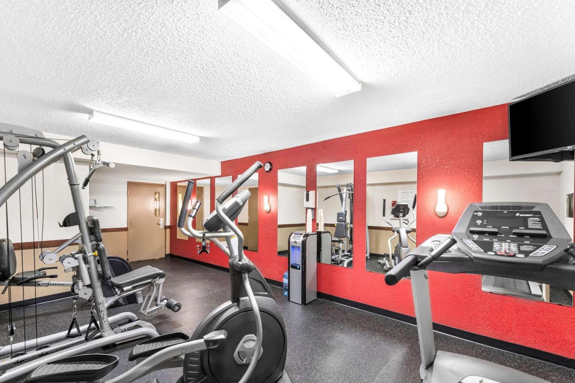 Quality Inn & Suites Columbus photo 33