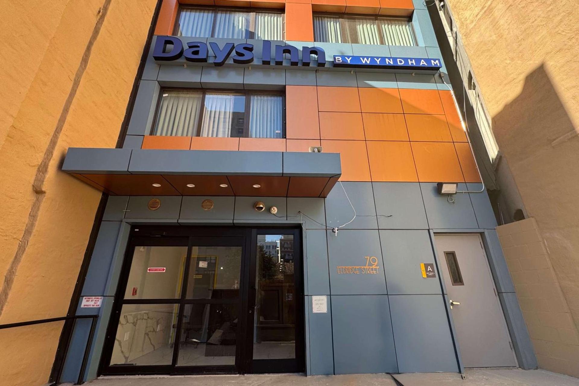 Days Inn by Wyndham New York Chinatown photo 1