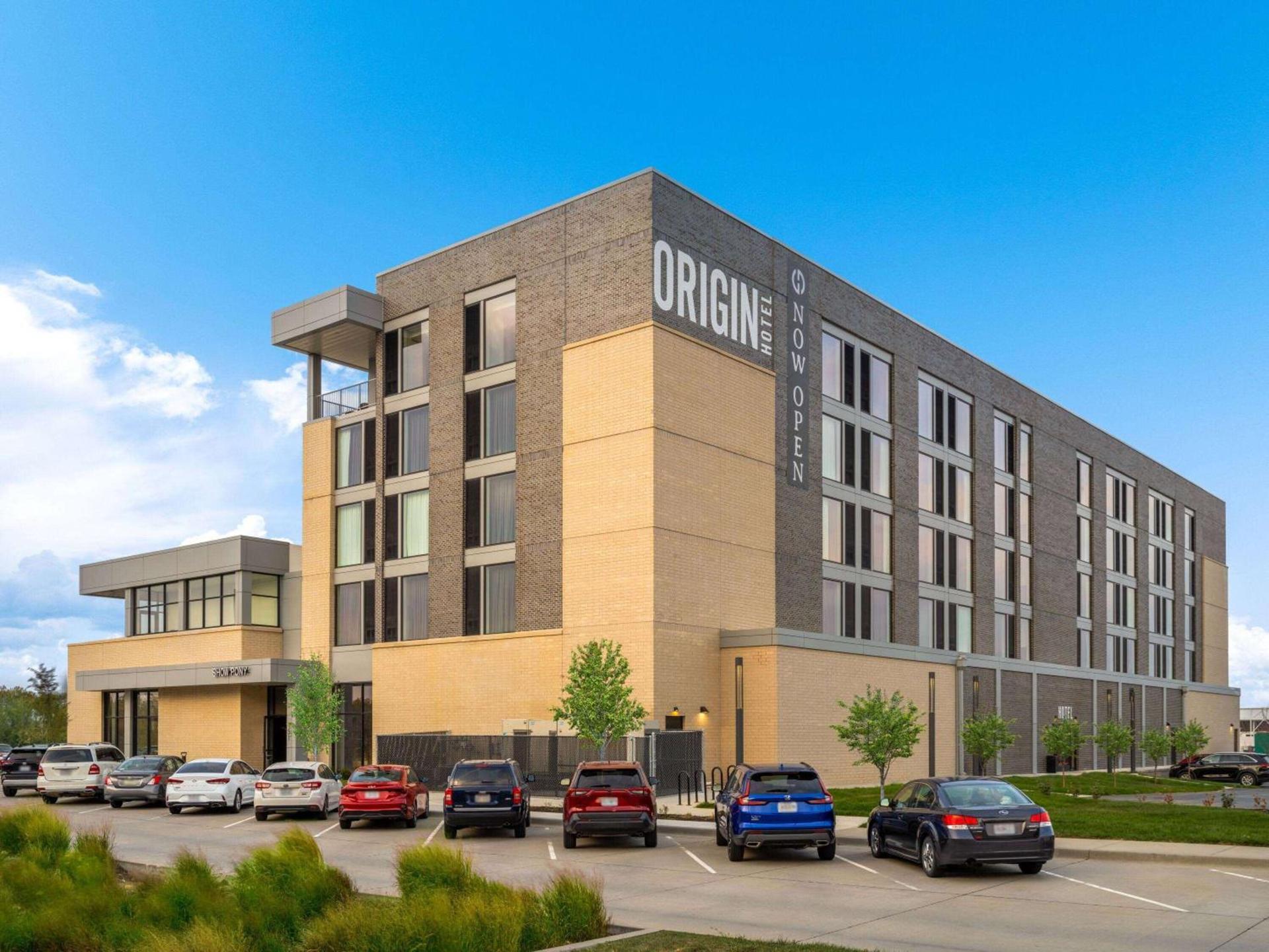 Origin Kansas City Riverfront, a Wyndham Hotel photo 2