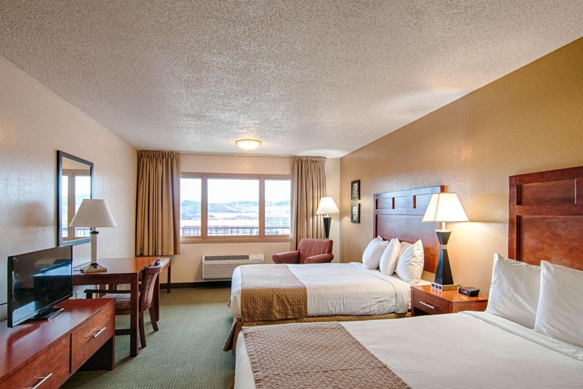 Park Tower Inn photo 73