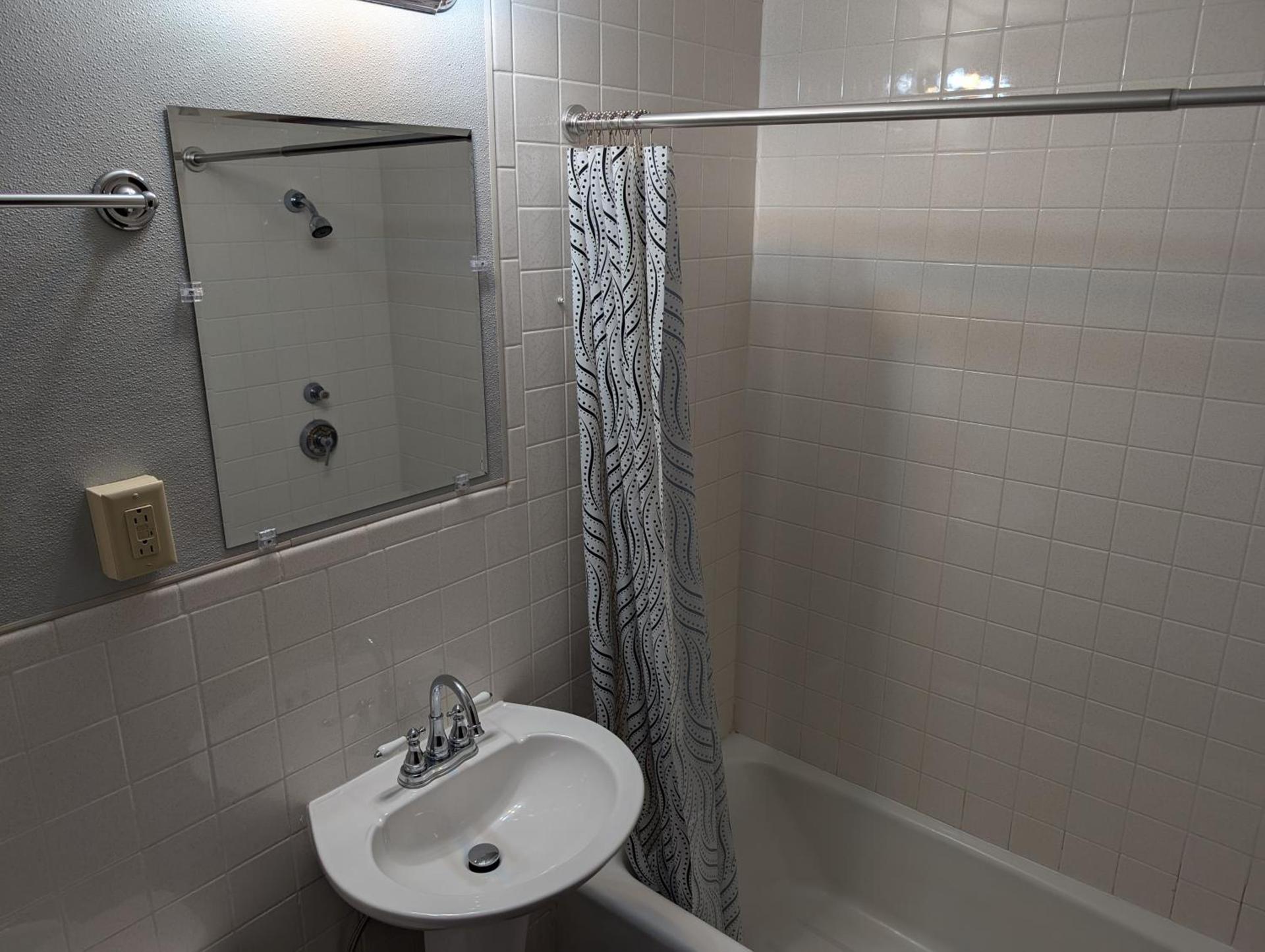 Russell's Motel photo 11