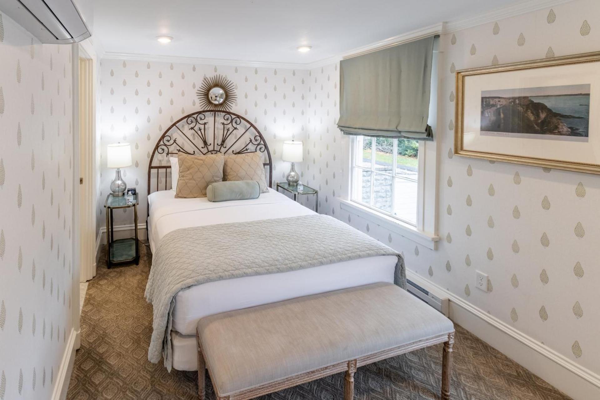 Serenity Inn Newport photo 50