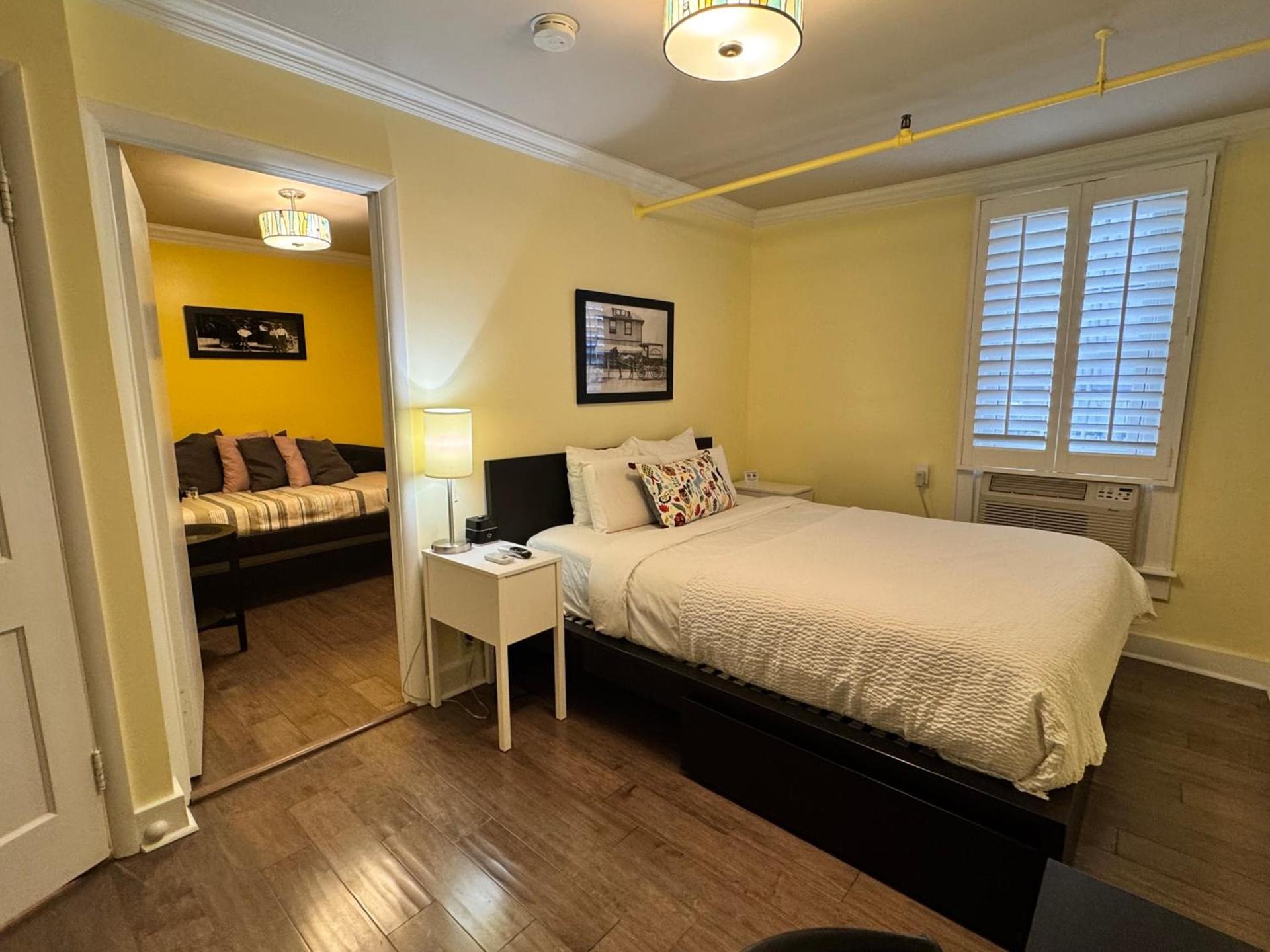 The Sherman Inn photo 2