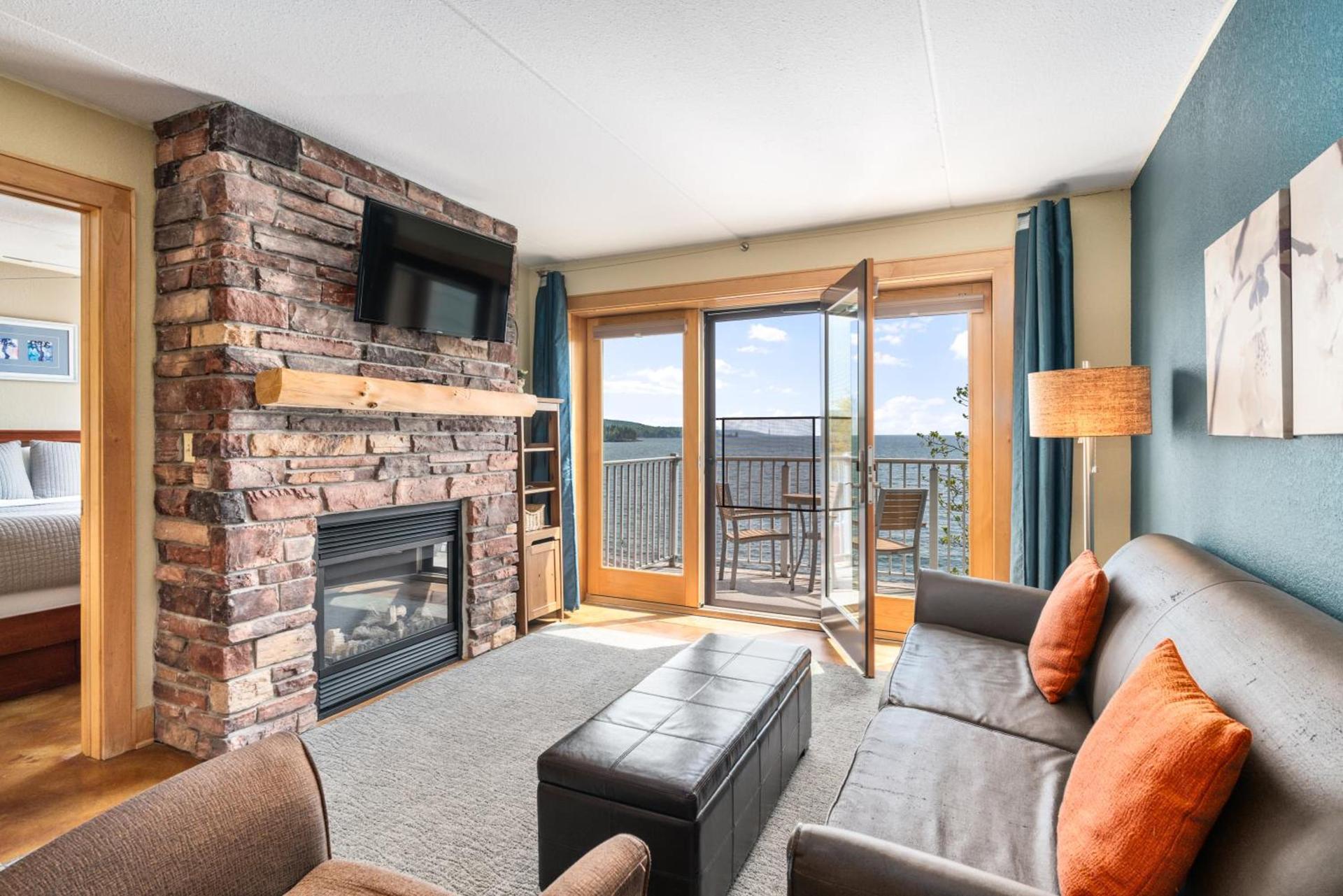 East Bay Suites photo 18