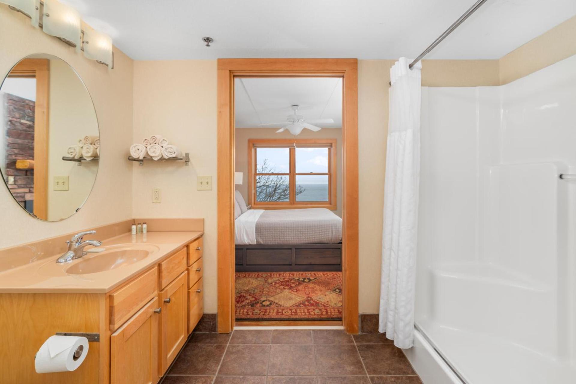 East Bay Suites photo 30