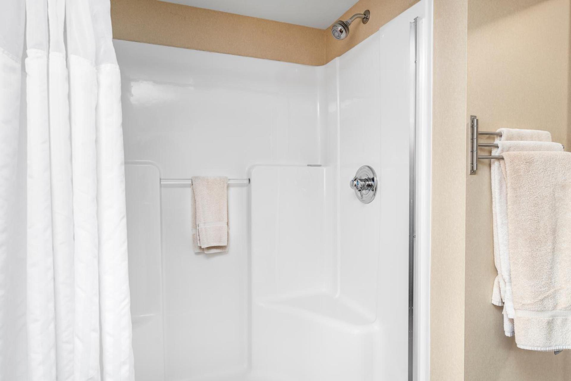 East Bay Suites photo 33
