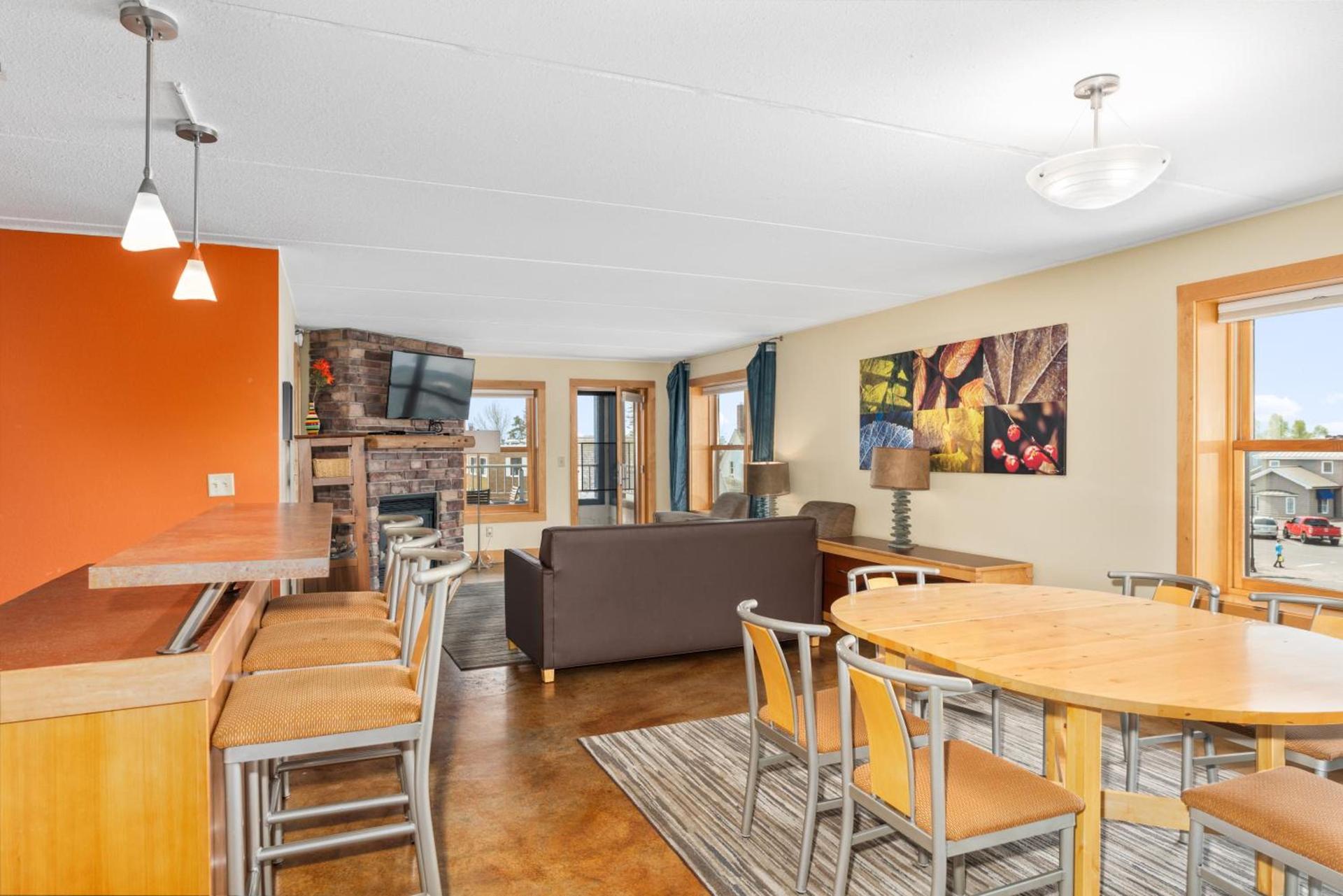 East Bay Suites photo 67