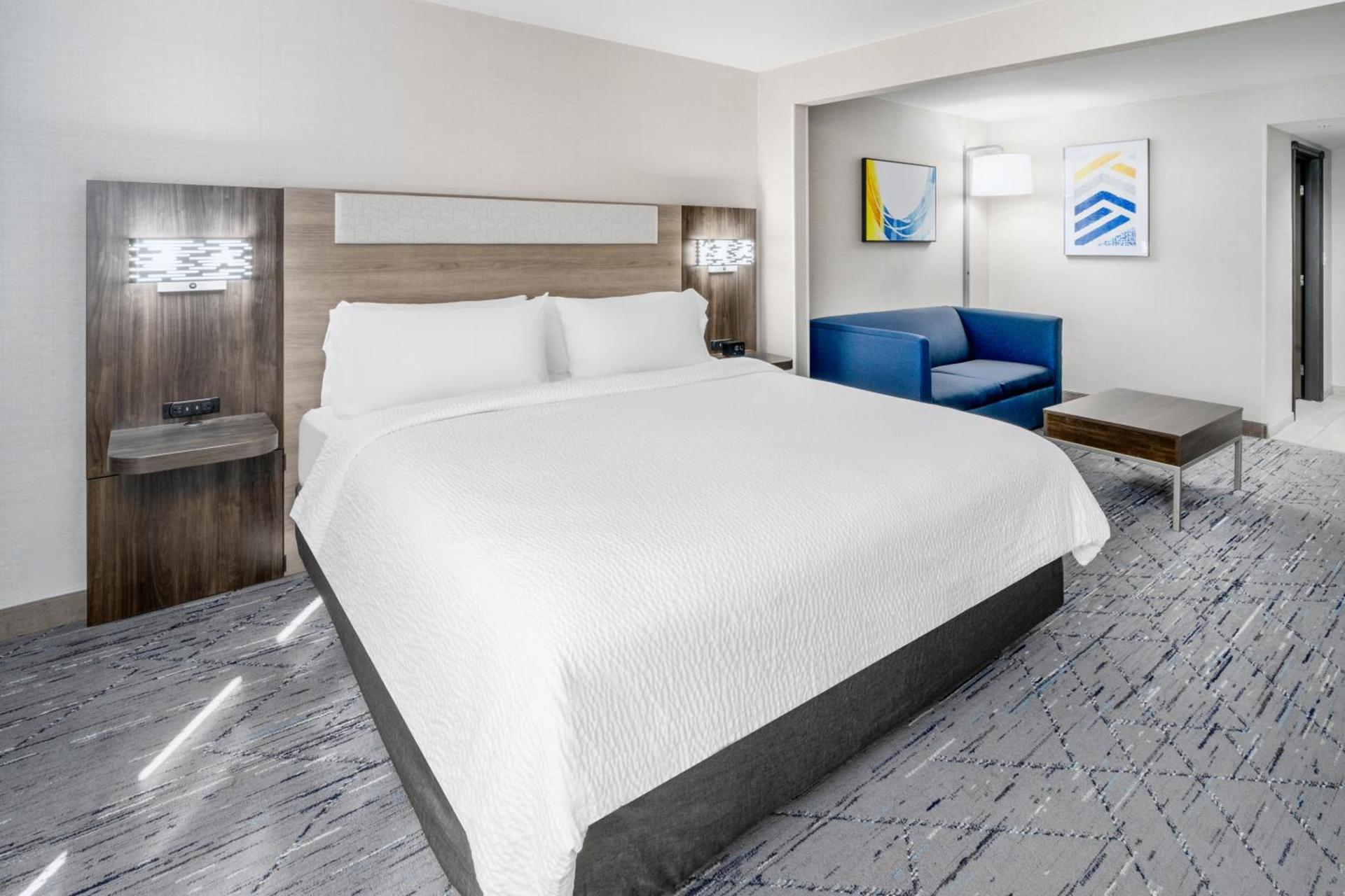 Holiday Inn Express Hotel & Suites Cheyenne by IHG photo 36