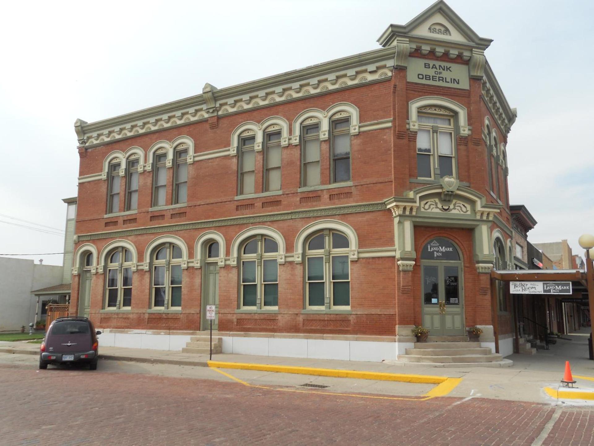 LandMark Inn at the Historic Bank of Oberlin photo 15