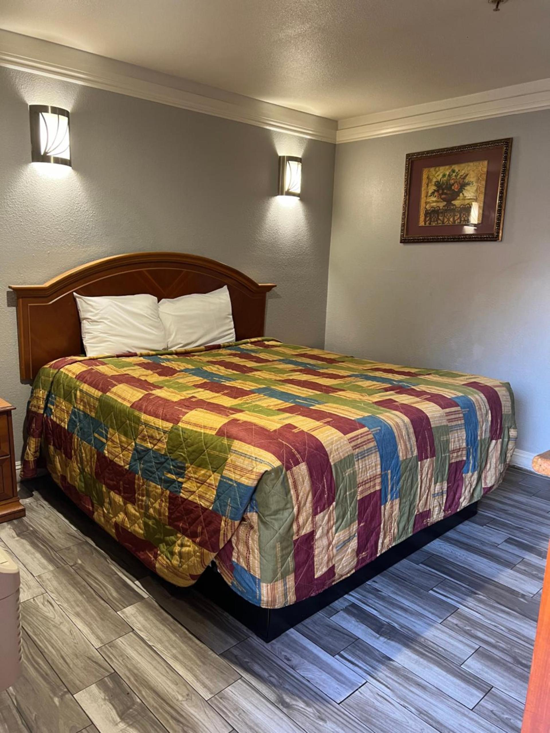 Amber Motel photo 17