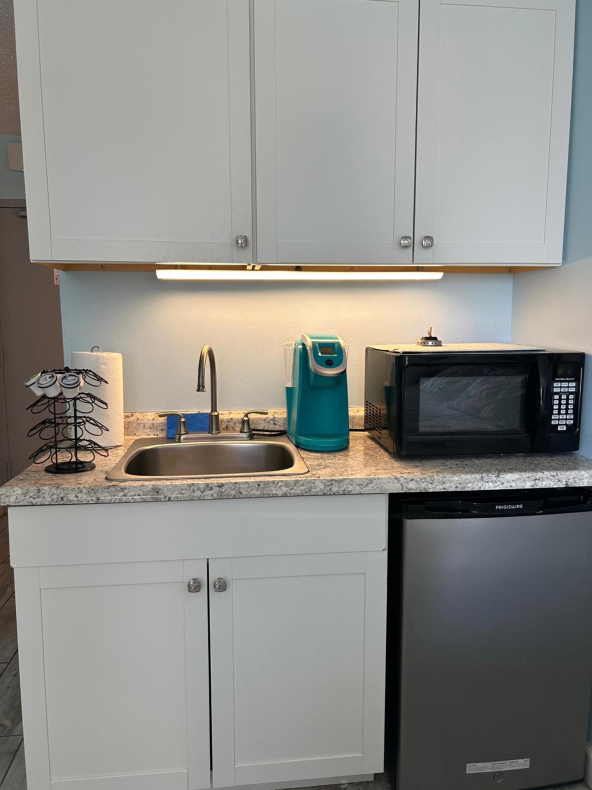 Single, Double or Quad Oceanview Studios - Direct Beach Access, Oceanfront Pool & Tiki photo 60
