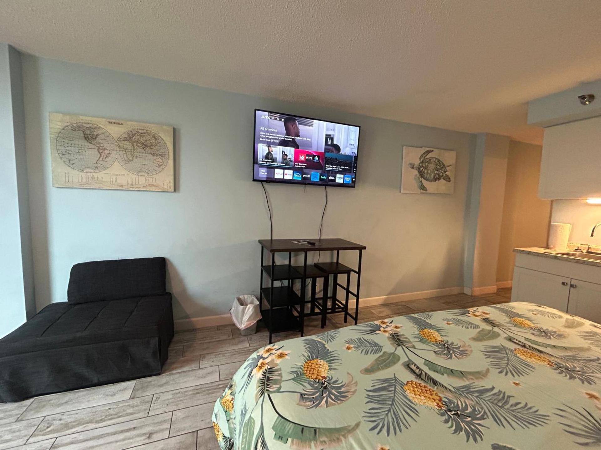 Single, Double or Quad Oceanview Studios - Direct Beach Access, Oceanfront Pool & Tiki photo 36