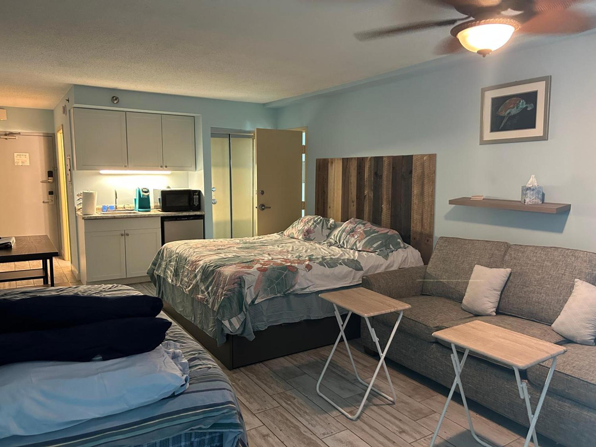 Single, Double or Quad Oceanview Studios - Direct Beach Access, Oceanfront Pool & Tiki photo 34