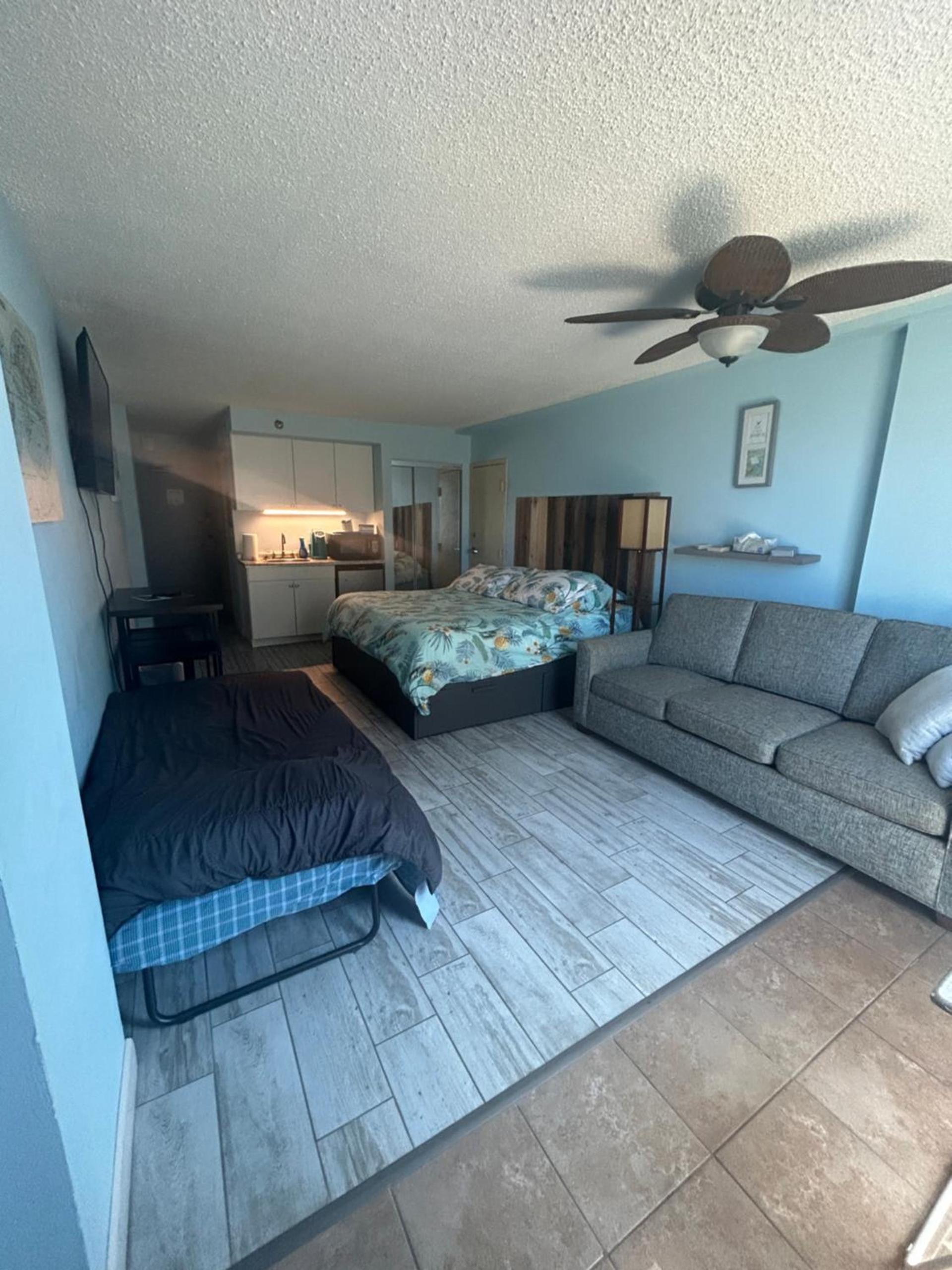 Single, Double or Quad Oceanview Studios - Direct Beach Access, Oceanfront Pool & Tiki photo 42