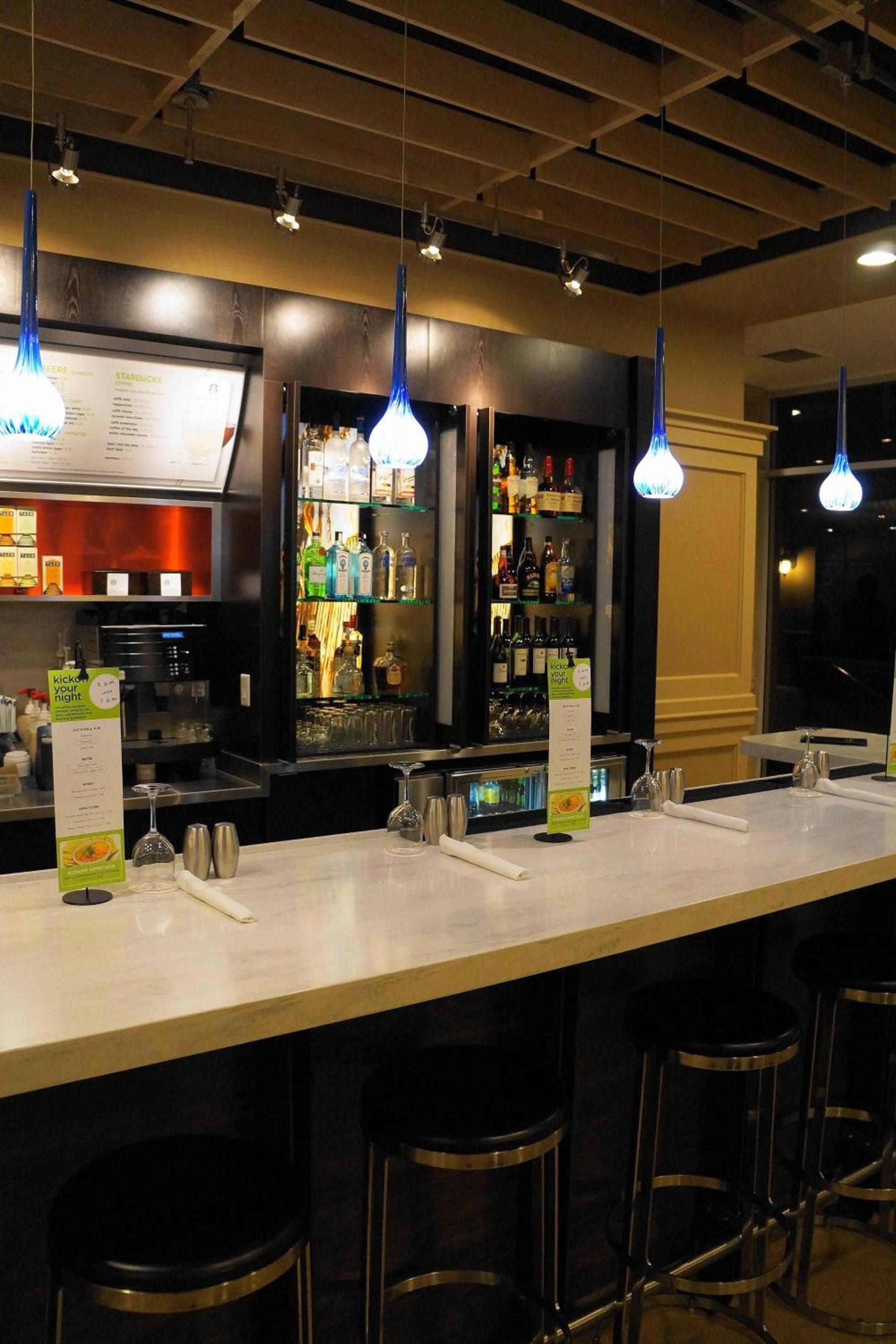 Courtyard by Marriott Baldwin Park photo 17