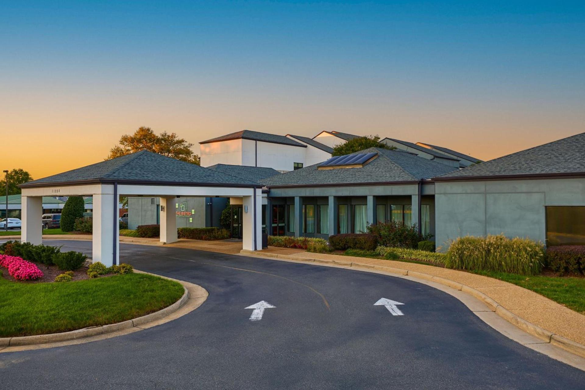 Courtyard by Marriott Fairfax Fair Oaks — hotel in Fairfax
