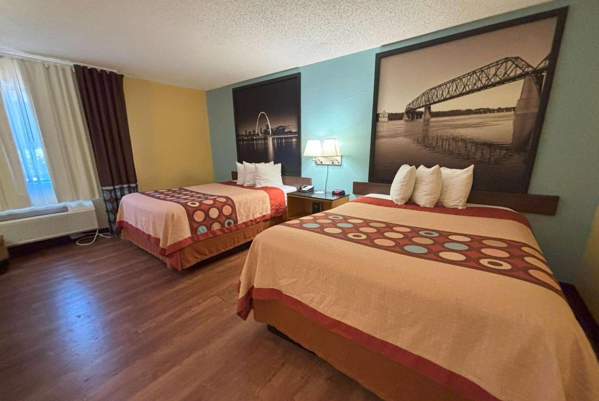Super 8 by Wyndham O'Fallon photo 13
