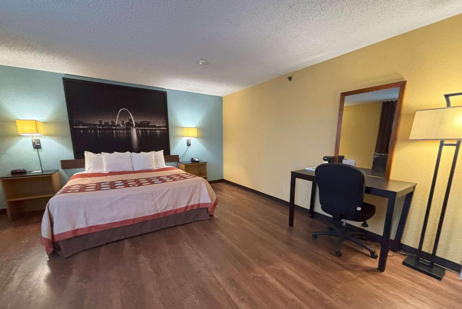 Super 8 by Wyndham O'Fallon photo 20